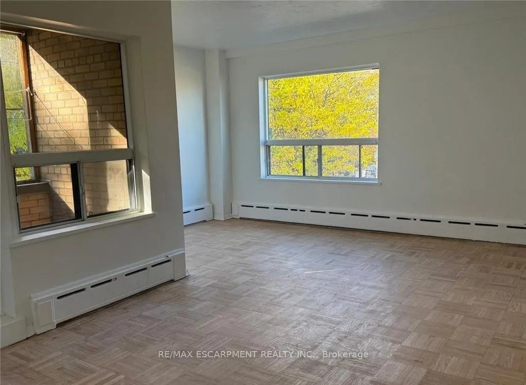 Photo 2 of Unit 301, 325A James Street S, Hamilton, Durand — HOMEH