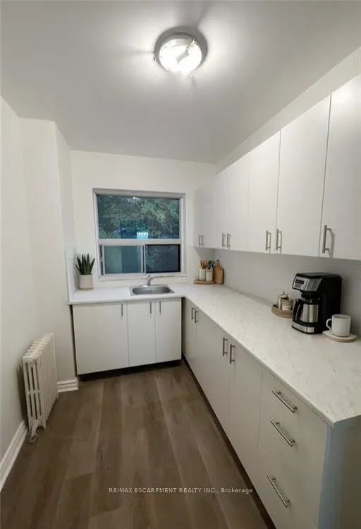 Photo 3 of Unit 301, 325A James Street S, Hamilton, Durand — HOMEH