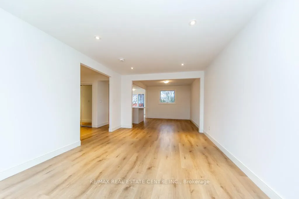 Photo 6 of 27 Bruntsfield Street, Clarington, Courtice — HOMEH