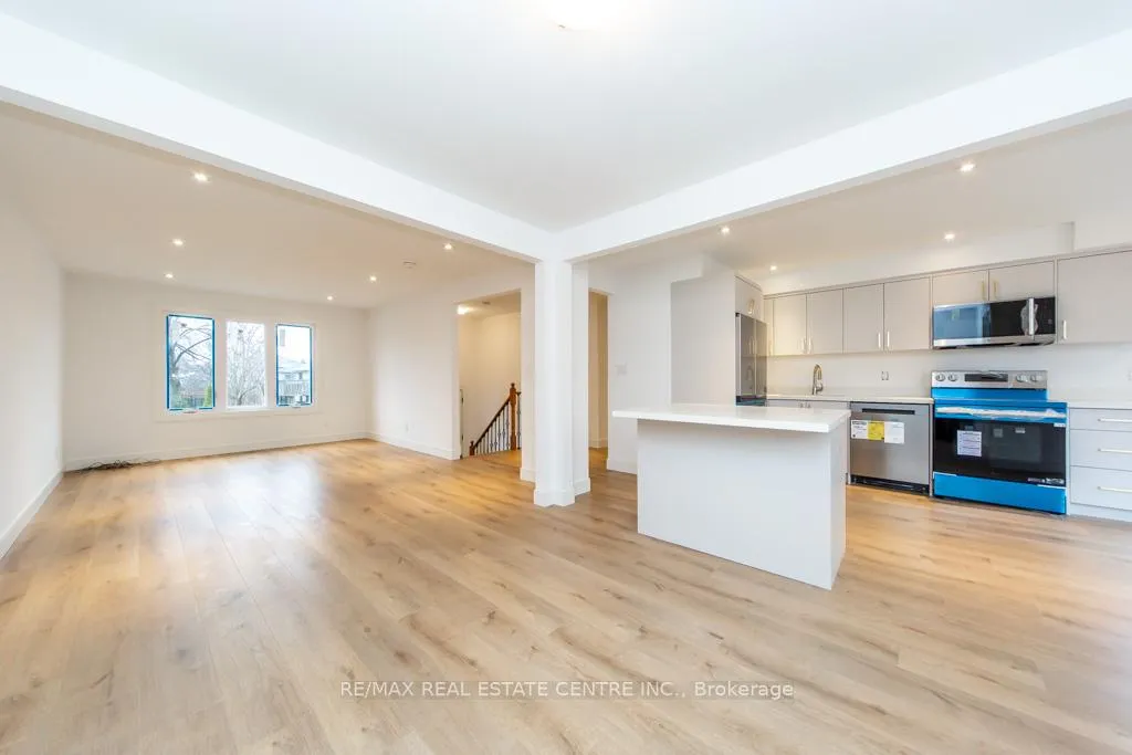 Photo 7 of 27 Bruntsfield Street, Clarington, Courtice — HOMEH