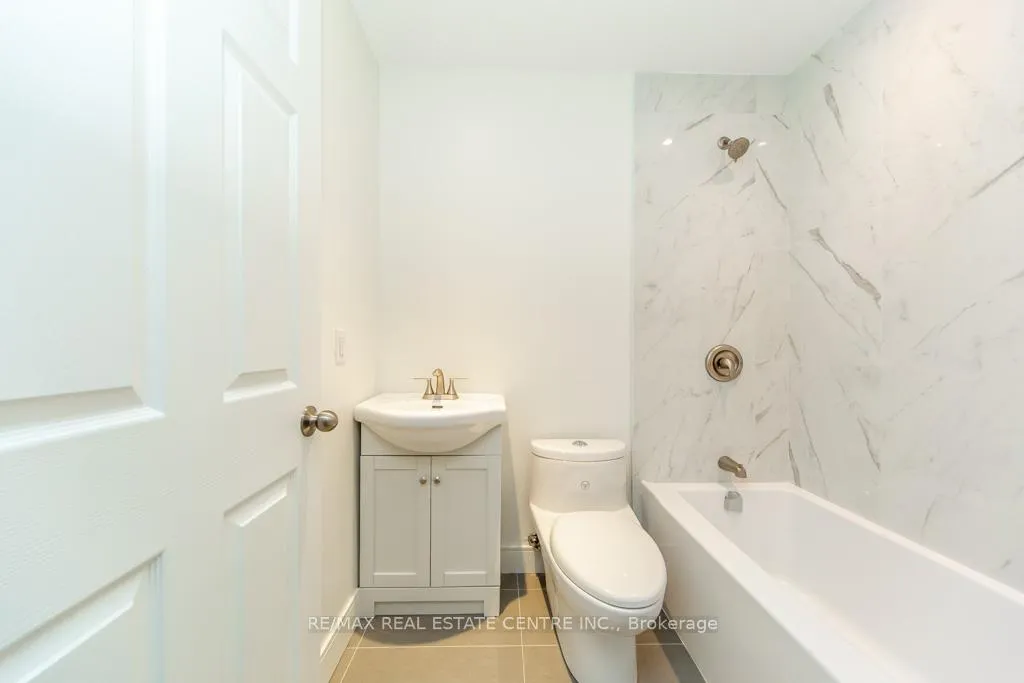 Photo 16 of 27 Bruntsfield Street, Clarington, Courtice — HOMEH