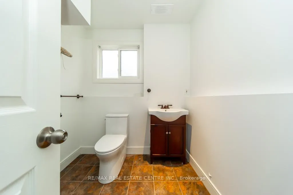 Photo 33 of 27 Bruntsfield Street, Clarington, Courtice — HOMEH