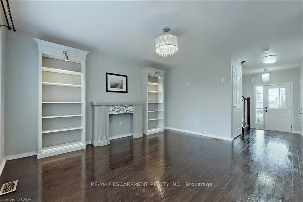 Photo 7 of Unit Main & Upper, 1005 Farmstead Drive, Milton, Willmott — HOMEH