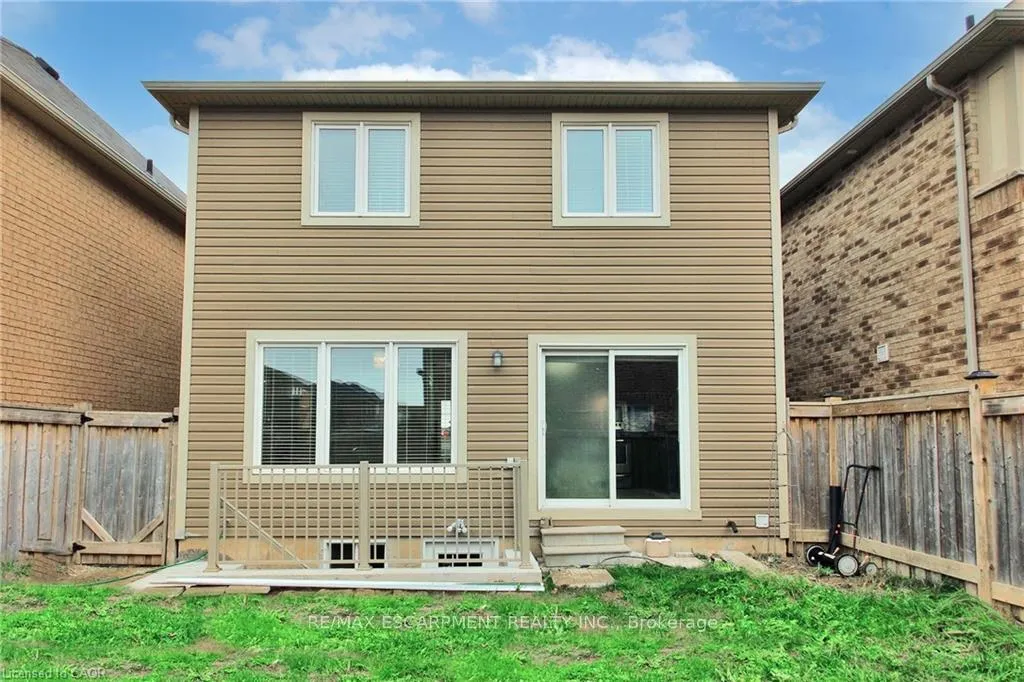 Photo 17 of Unit Main & Upper, 1005 Farmstead Drive, Milton, Willmott — HOMEH