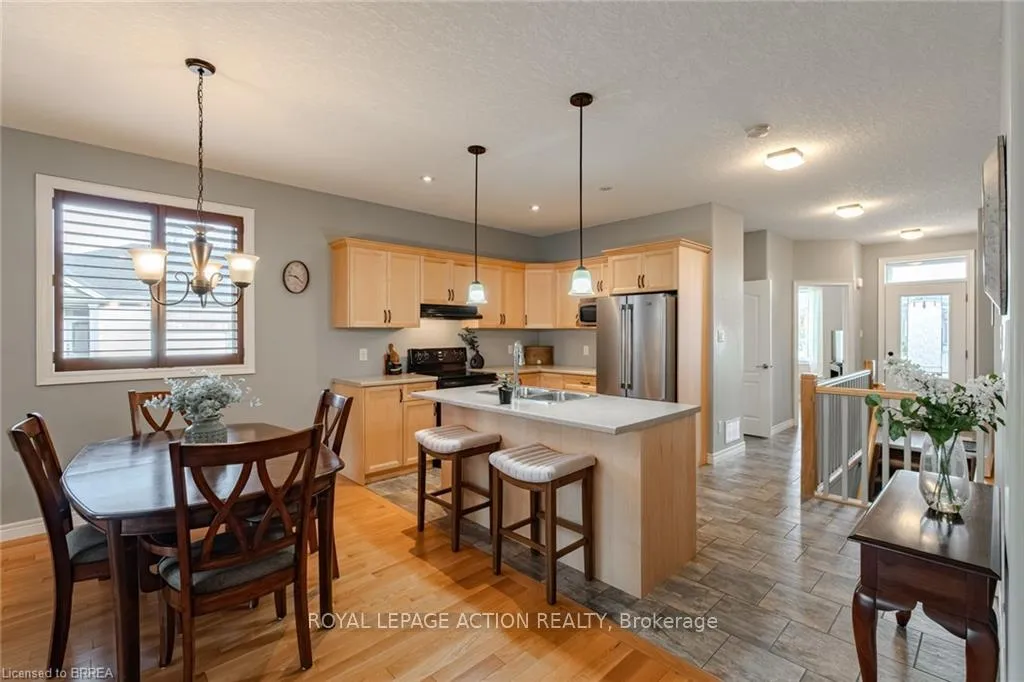 Photo 11 of Unit 19, 244 Dundas Street W, Brant, Paris — HOMEH