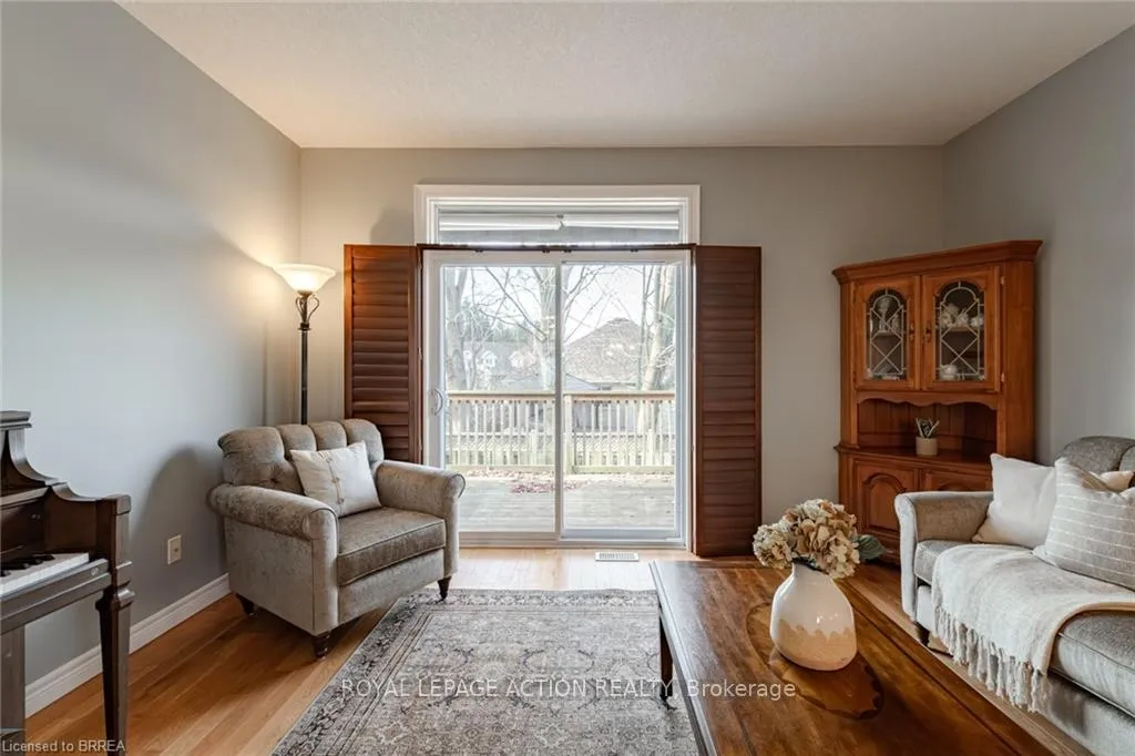 Photo 16 of Unit 19, 244 Dundas Street W, Brant, Paris — HOMEH