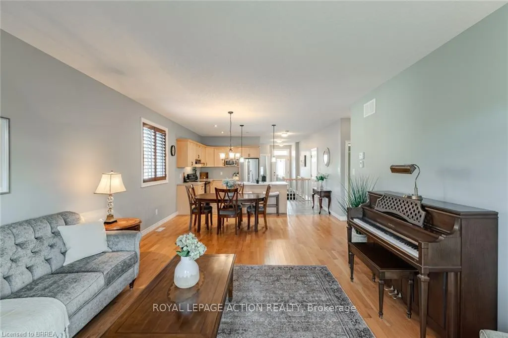 Photo 17 of Unit 19, 244 Dundas Street W, Brant, Paris — HOMEH