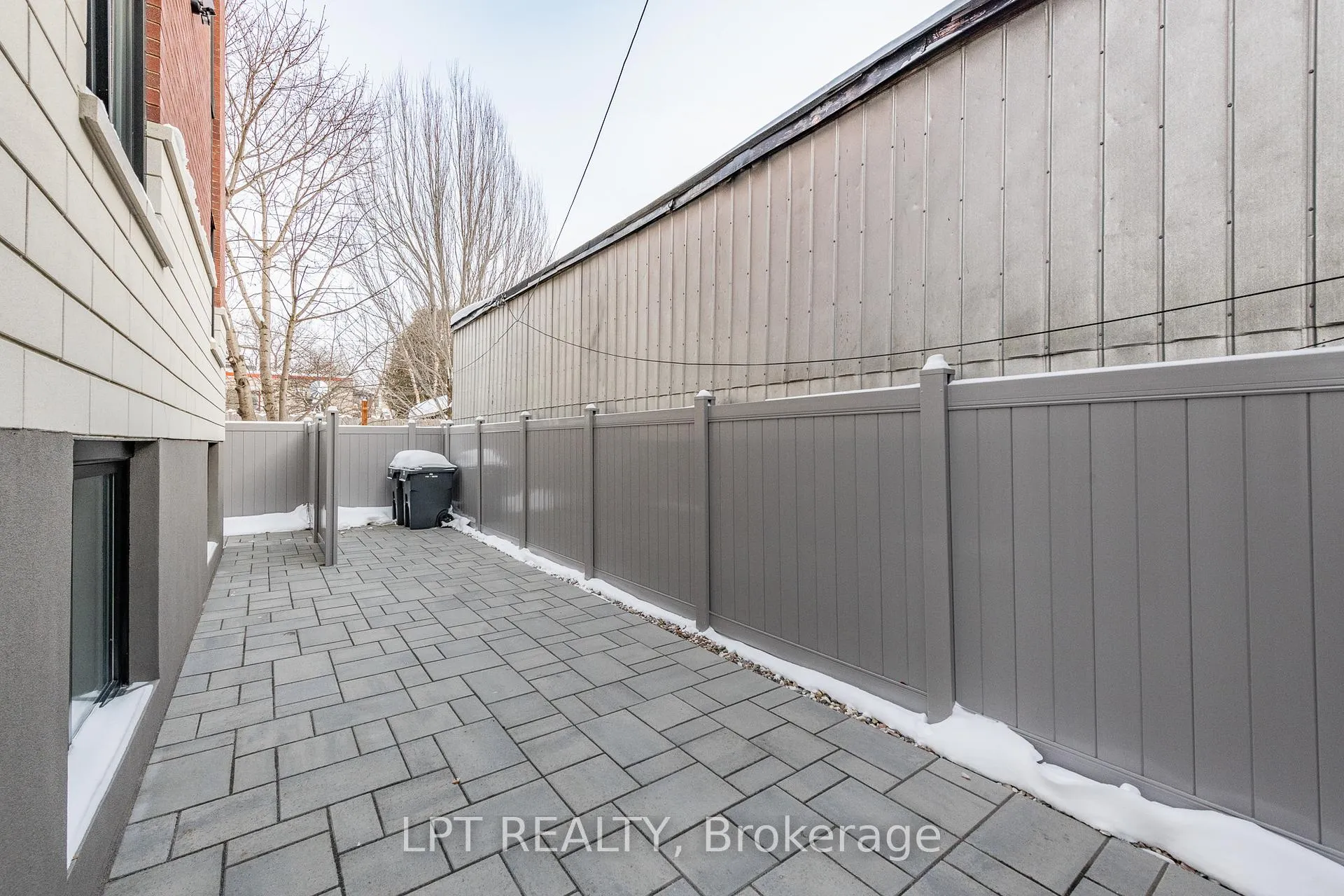 Photo 9 of Unit 1, 250 Shakespeare Street, Ottawa, Vanier — HOMEH