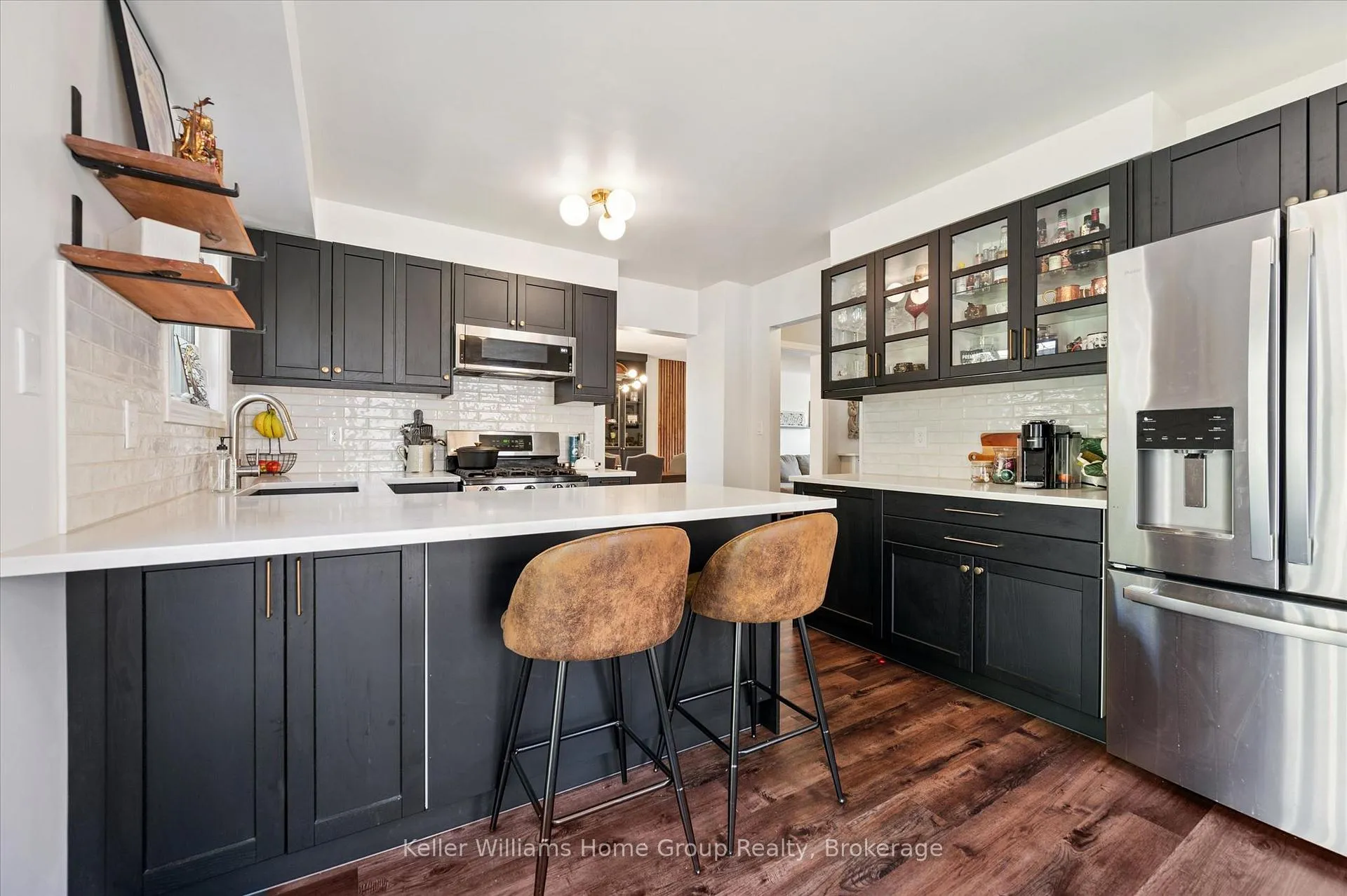 Photo 17 of 209 Elizabeth Crescent, Centre Wellington, Fergus — HOMEH