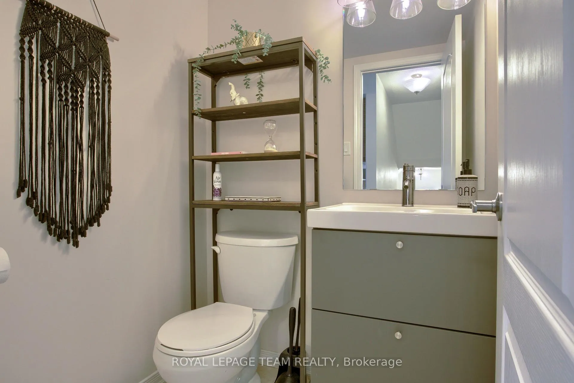 Photo 4 of 855 Element Private, Ottawa, Kanata - Emerald Meadows/Trailwest — HOMEH