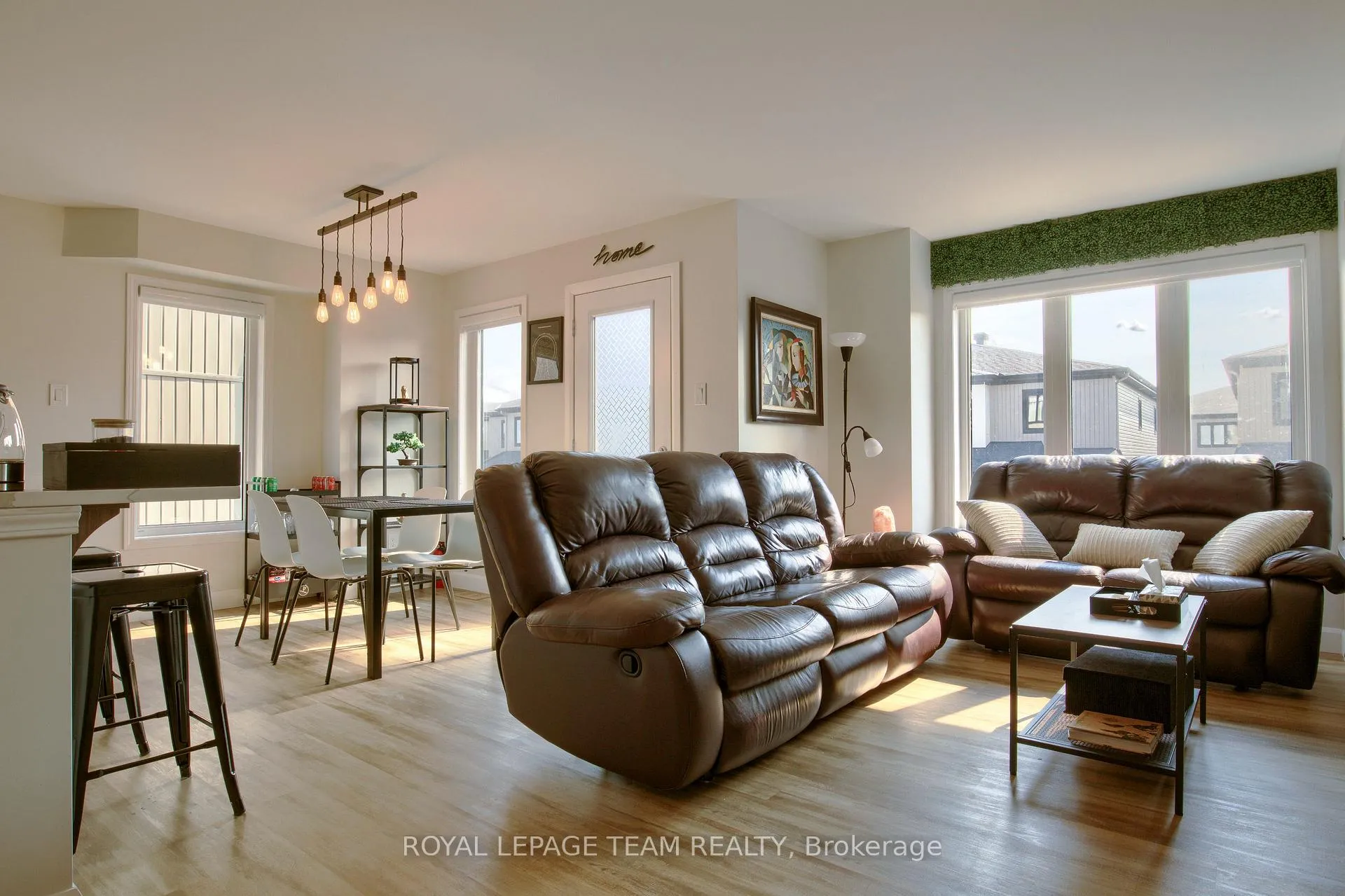 Photo 6 of 855 Element Private, Ottawa, Kanata - Emerald Meadows/Trailwest — HOMEH