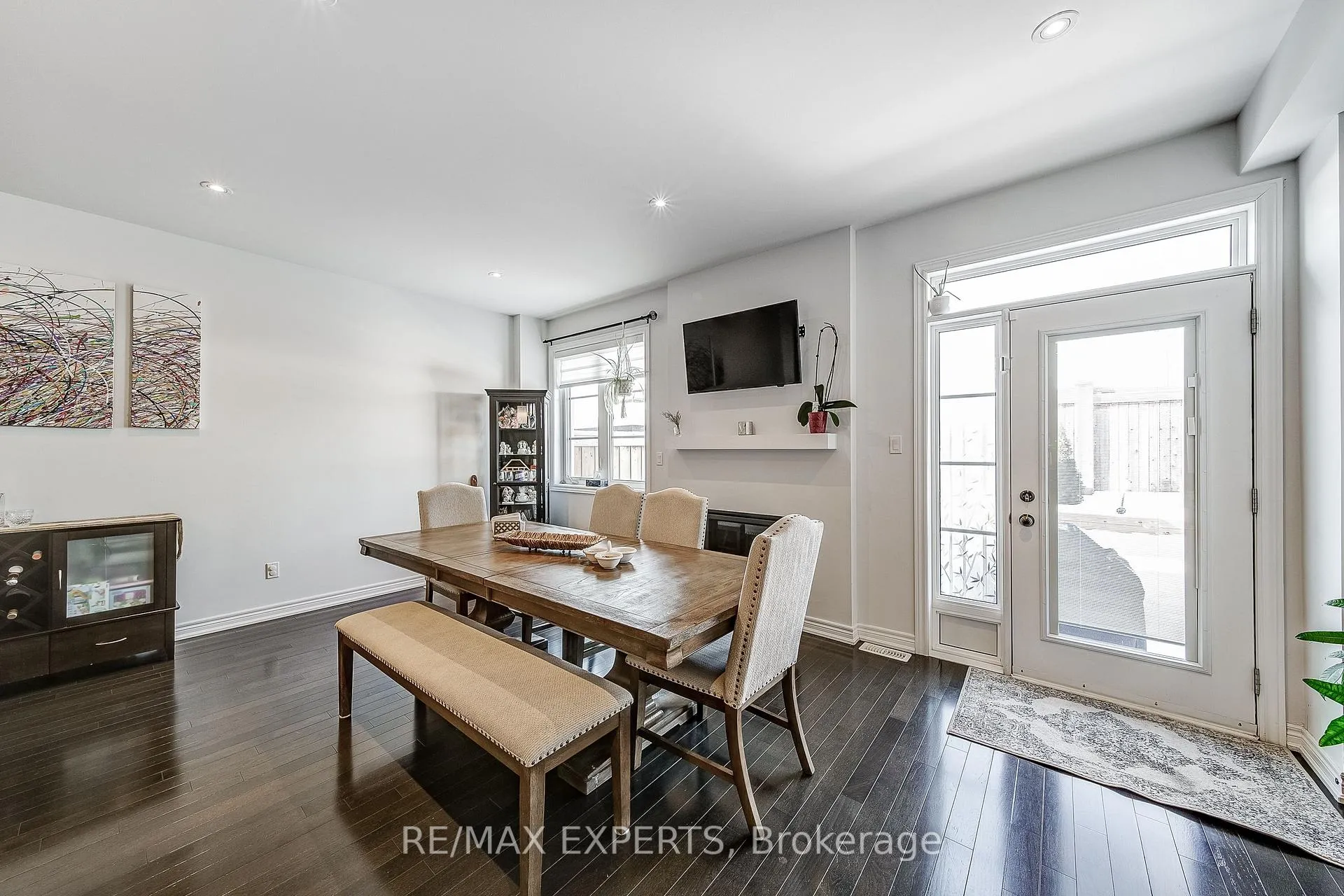 Photo 14 of 60 Humbershed Crescent, Caledon, Bolton West — HOMEH
