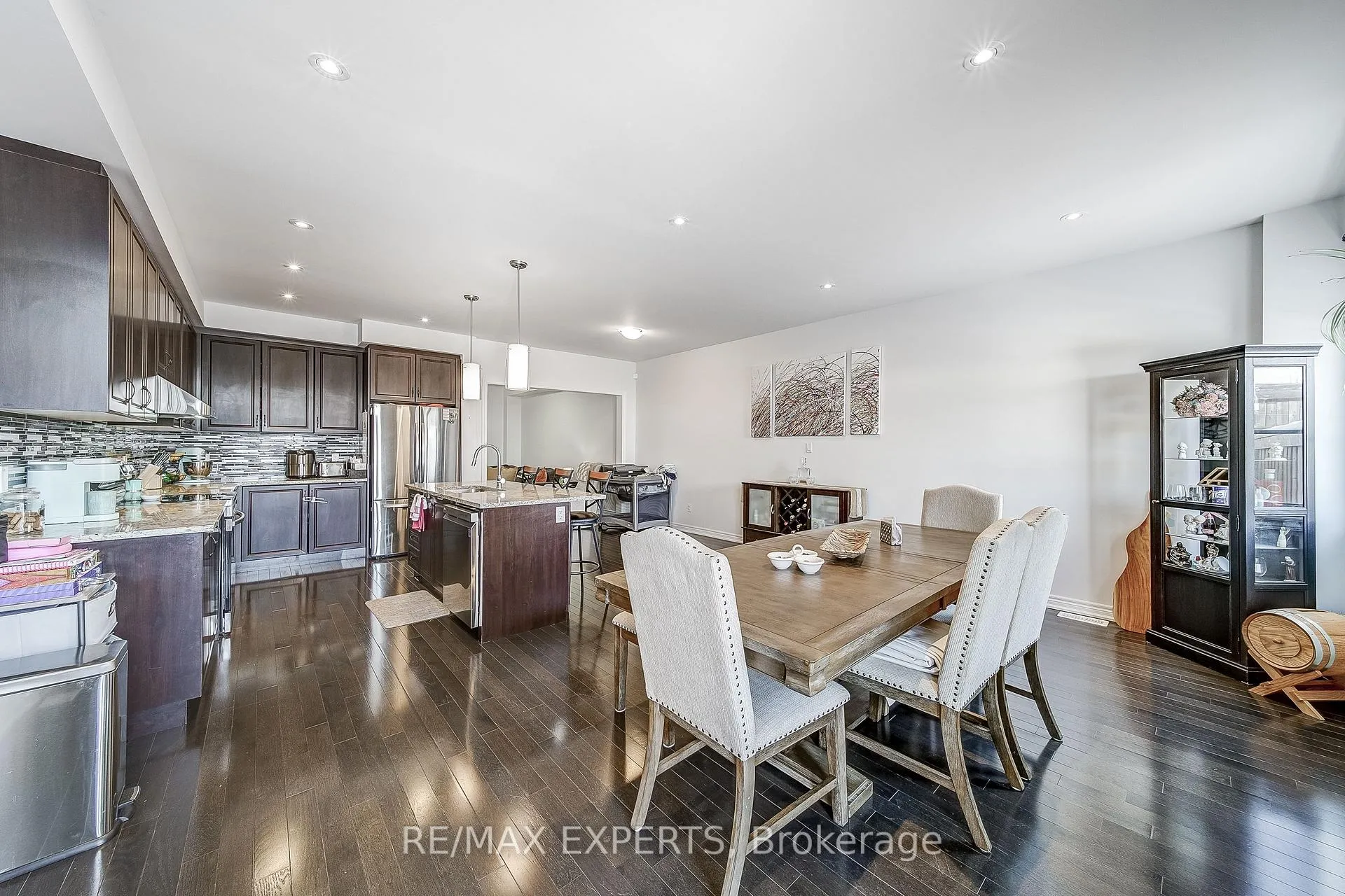 Photo 15 of 60 Humbershed Crescent, Caledon, Bolton West — HOMEH