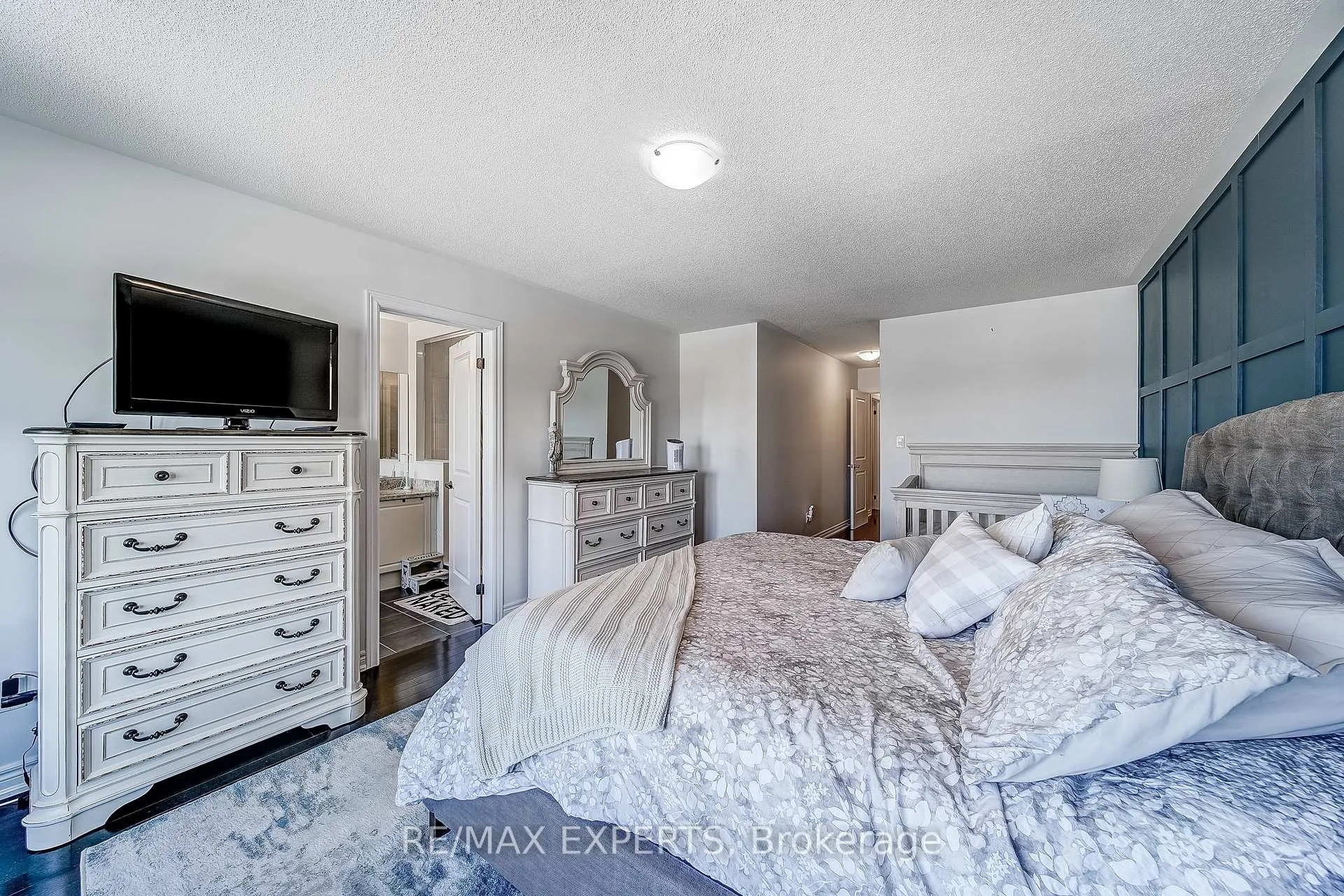 Photo 21 of 60 Humbershed Crescent, Caledon, Bolton West — HOMEH