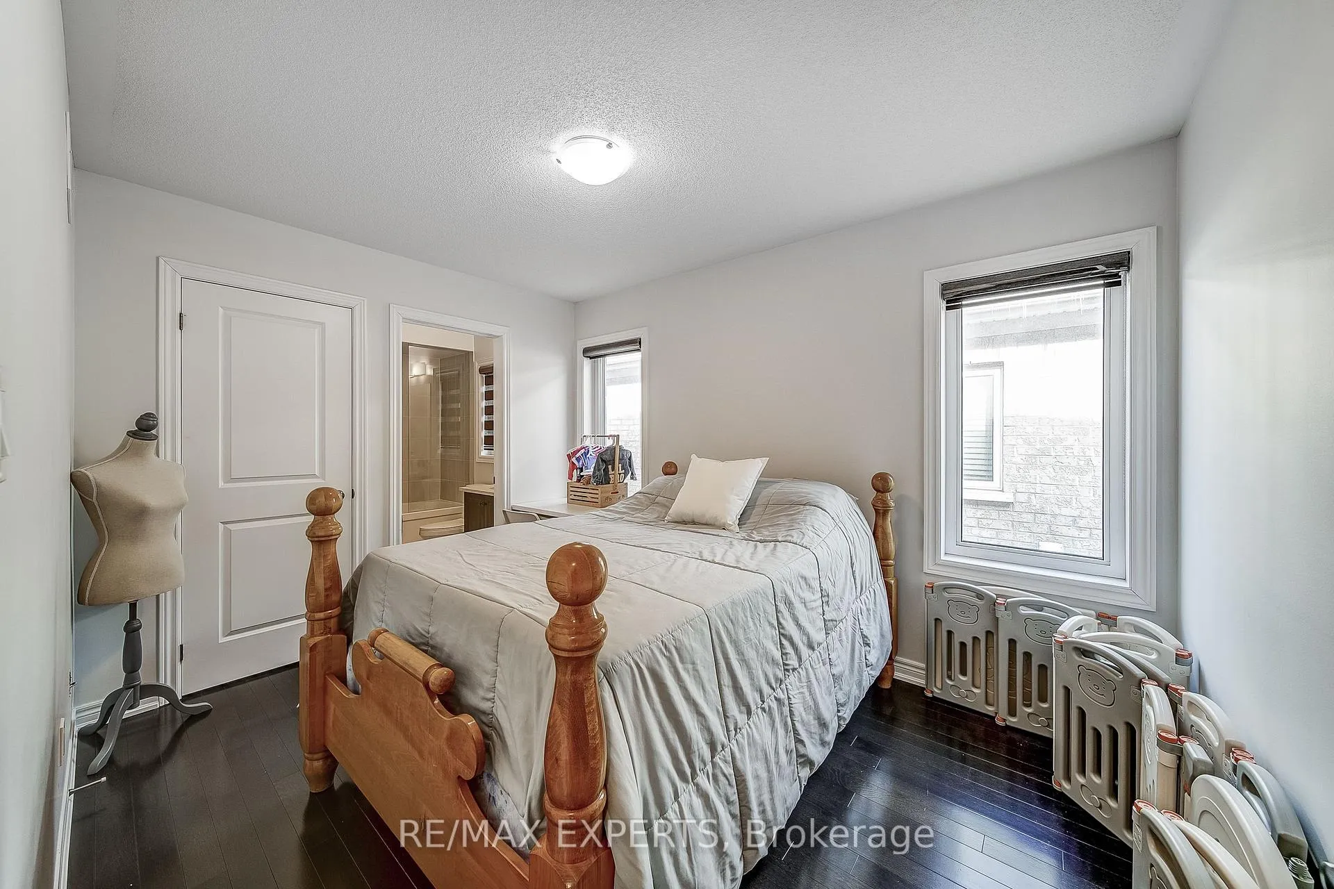 Photo 26 of 60 Humbershed Crescent, Caledon, Bolton West — HOMEH