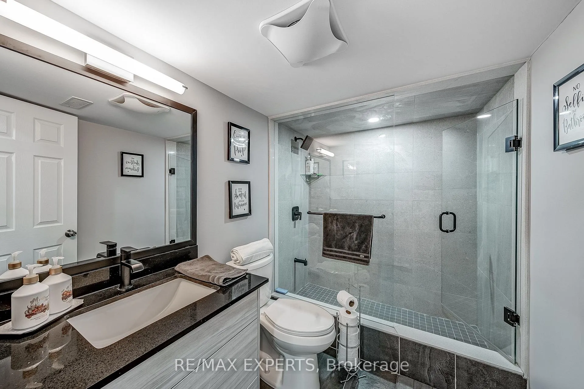 Photo 42 of 60 Humbershed Crescent, Caledon, Bolton West — HOMEH