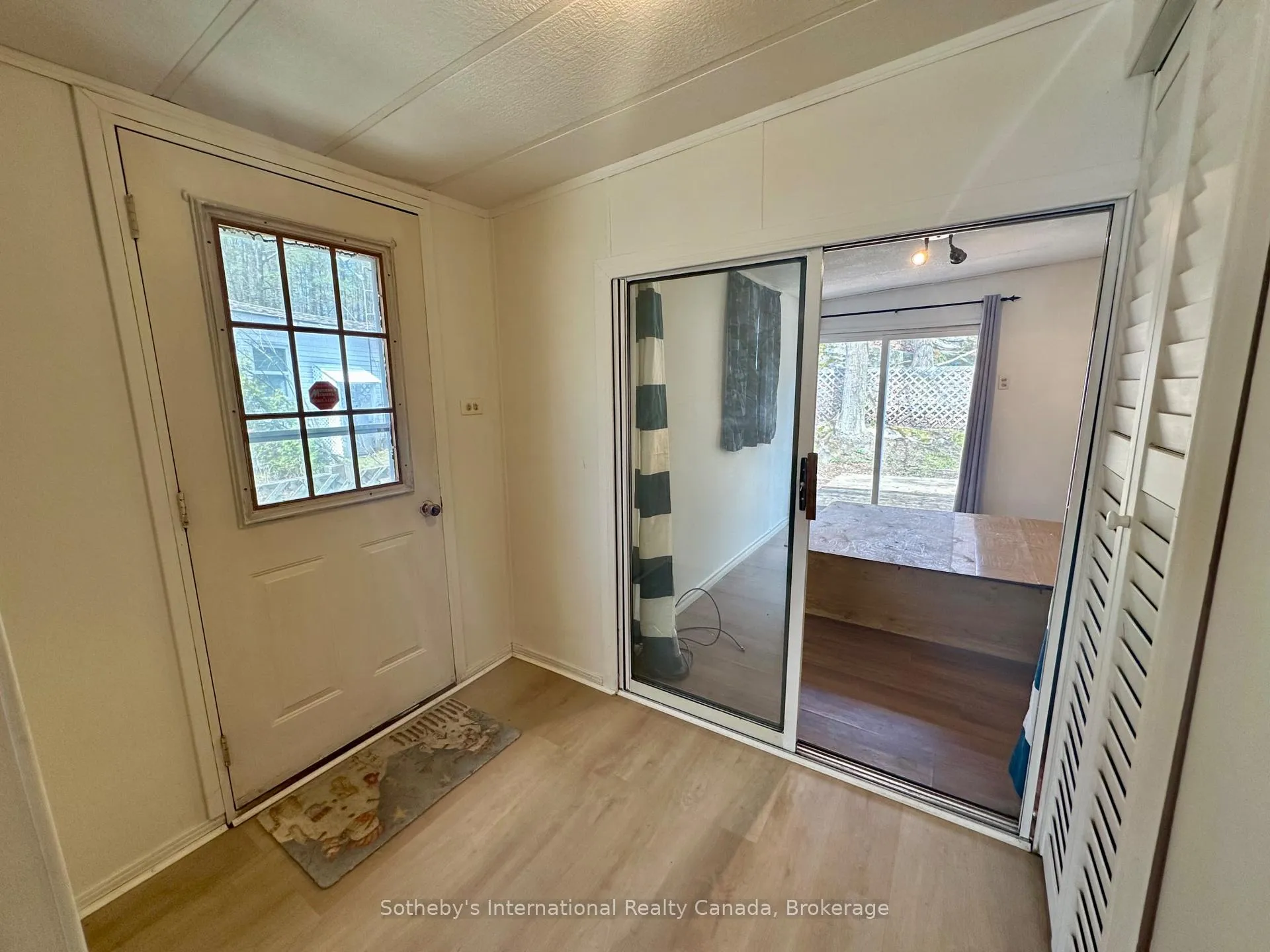 Photo 1 of Unit 75, 1007 Racoon Road, Gravenhurst, Morrison — HOMEH