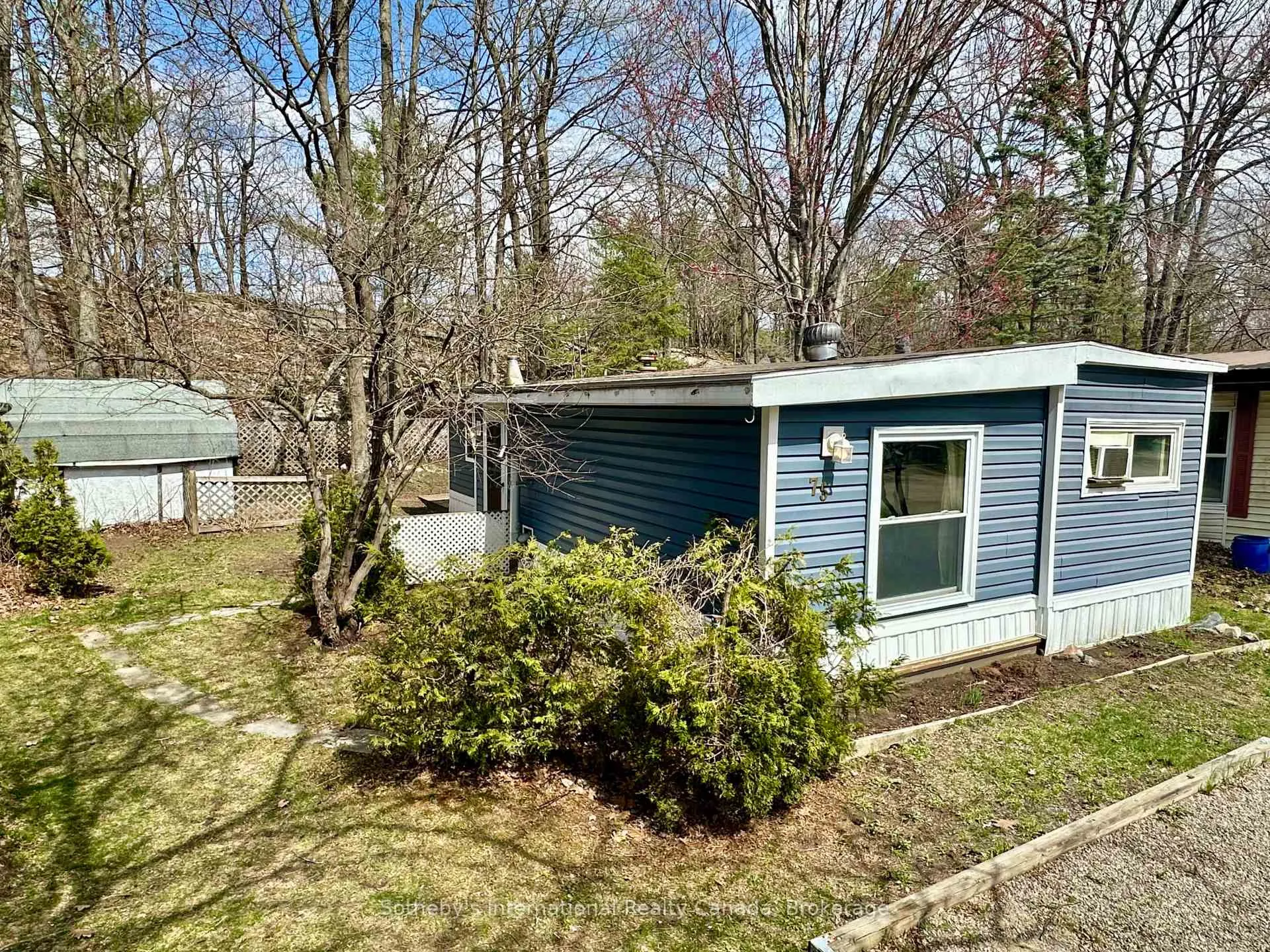 Photo 12 of Unit 75, 1007 Racoon Road, Gravenhurst, Morrison — HOMEH