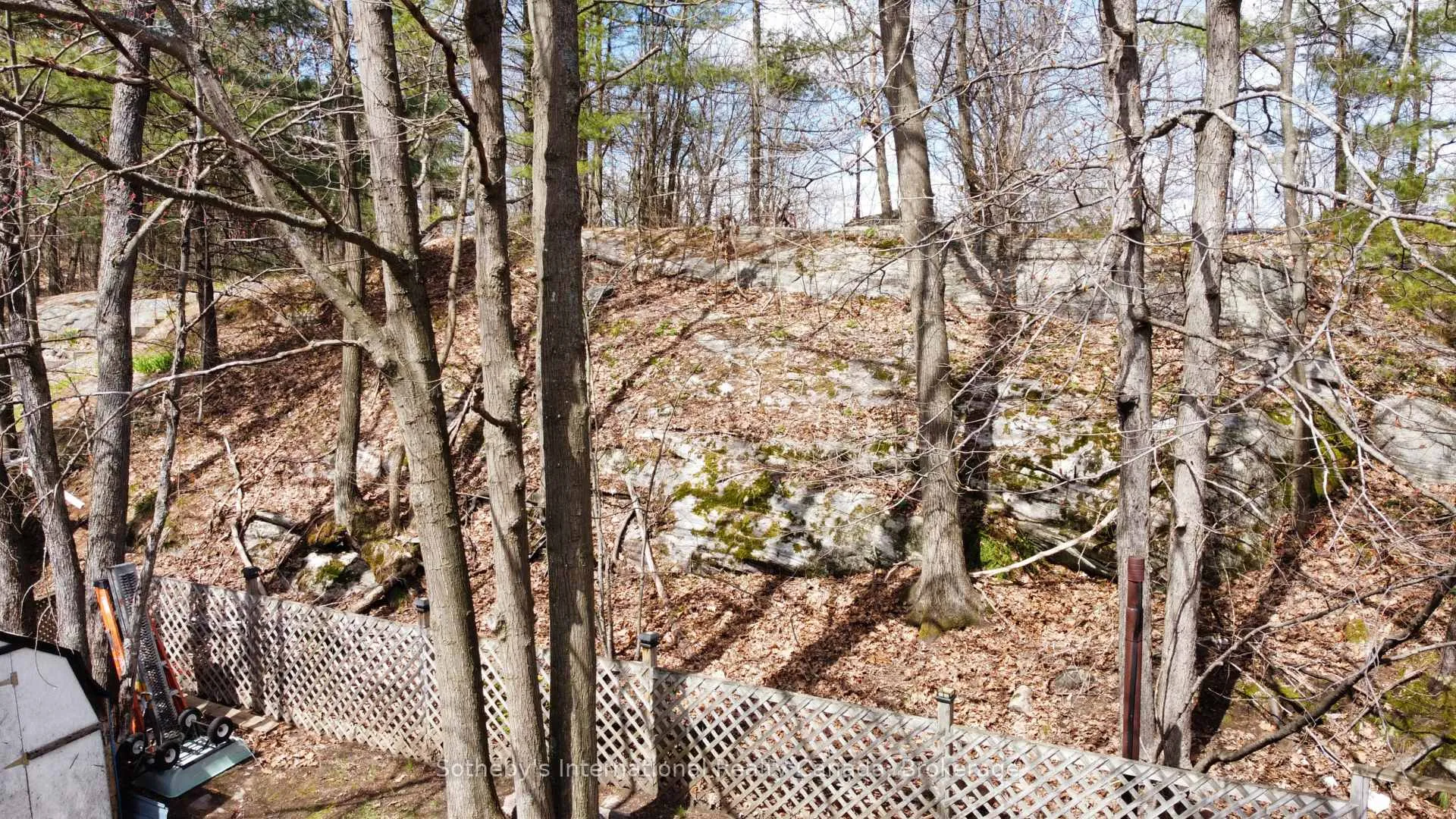 Photo 15 of Unit 75, 1007 Racoon Road, Gravenhurst, Morrison — HOMEH