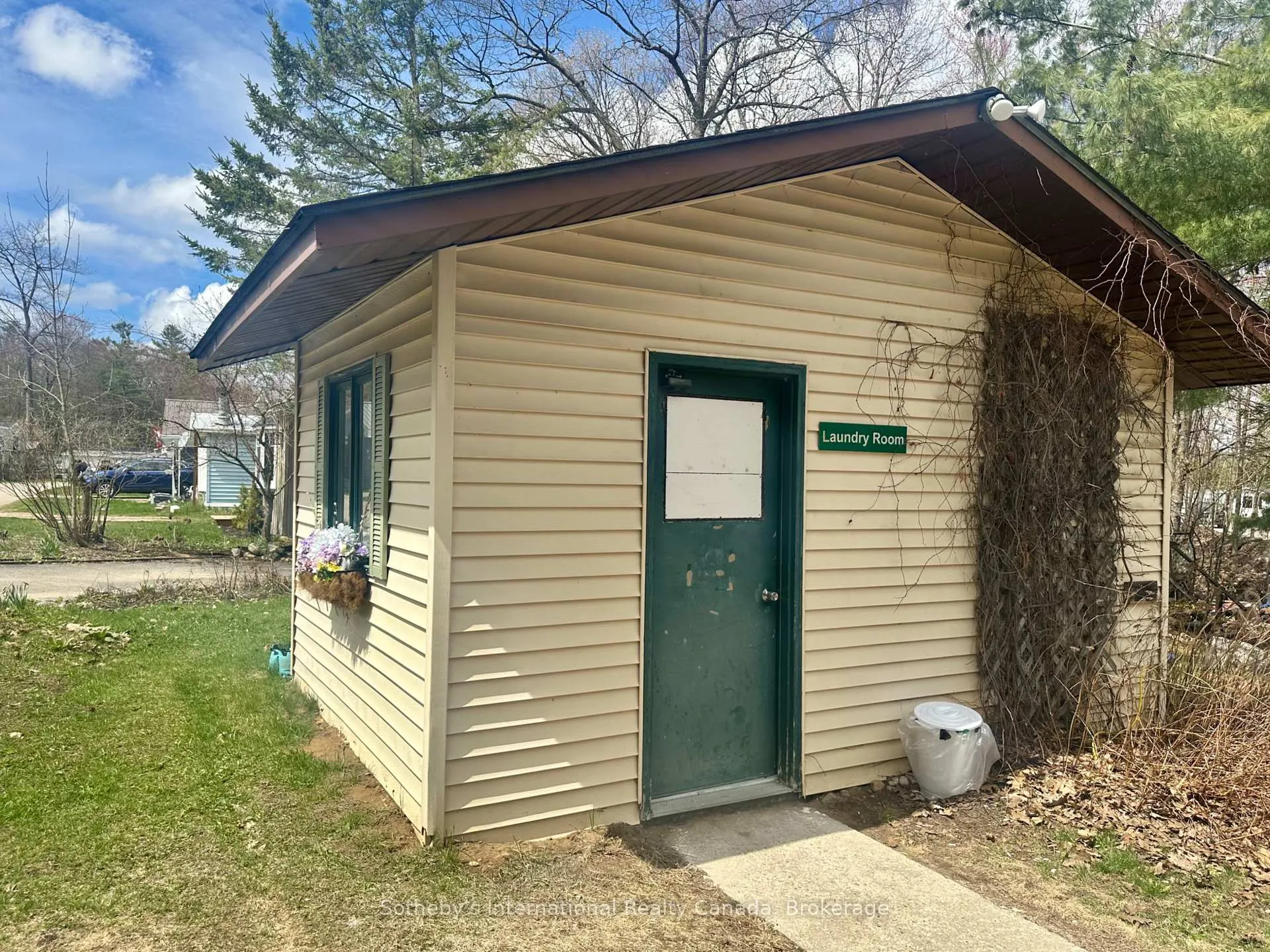 Photo 16 of Unit 75, 1007 Racoon Road, Gravenhurst, Morrison — HOMEH