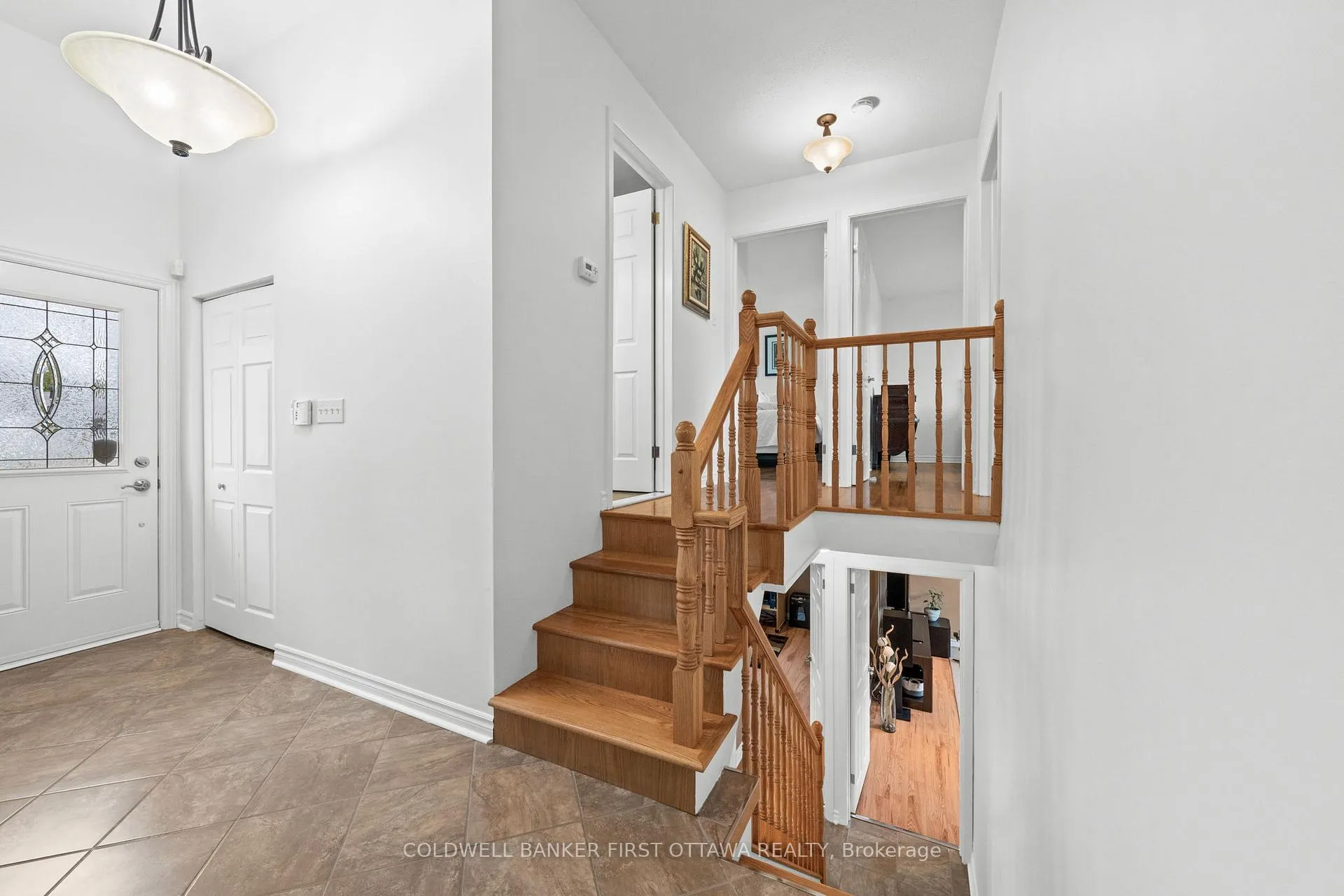 Photo 17 of 18 Tiverton Drive, Ottawa, Borden Farm/Stewart Farm/Carleton Heights/Parkwood Hills — HOMEH
