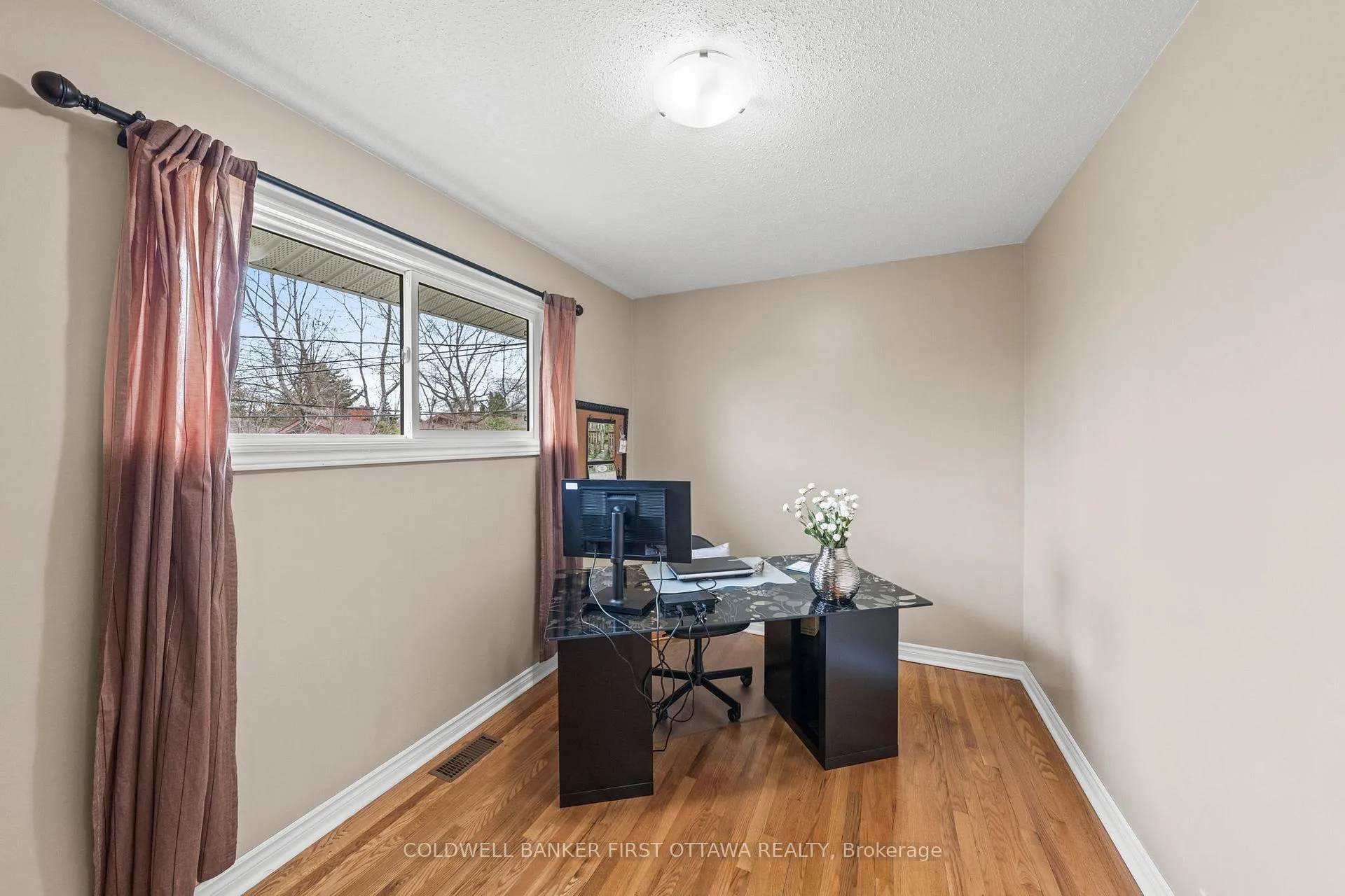 Photo 22 of 18 Tiverton Drive, Ottawa, Borden Farm/Stewart Farm/Carleton Heights/Parkwood Hills — HOMEH