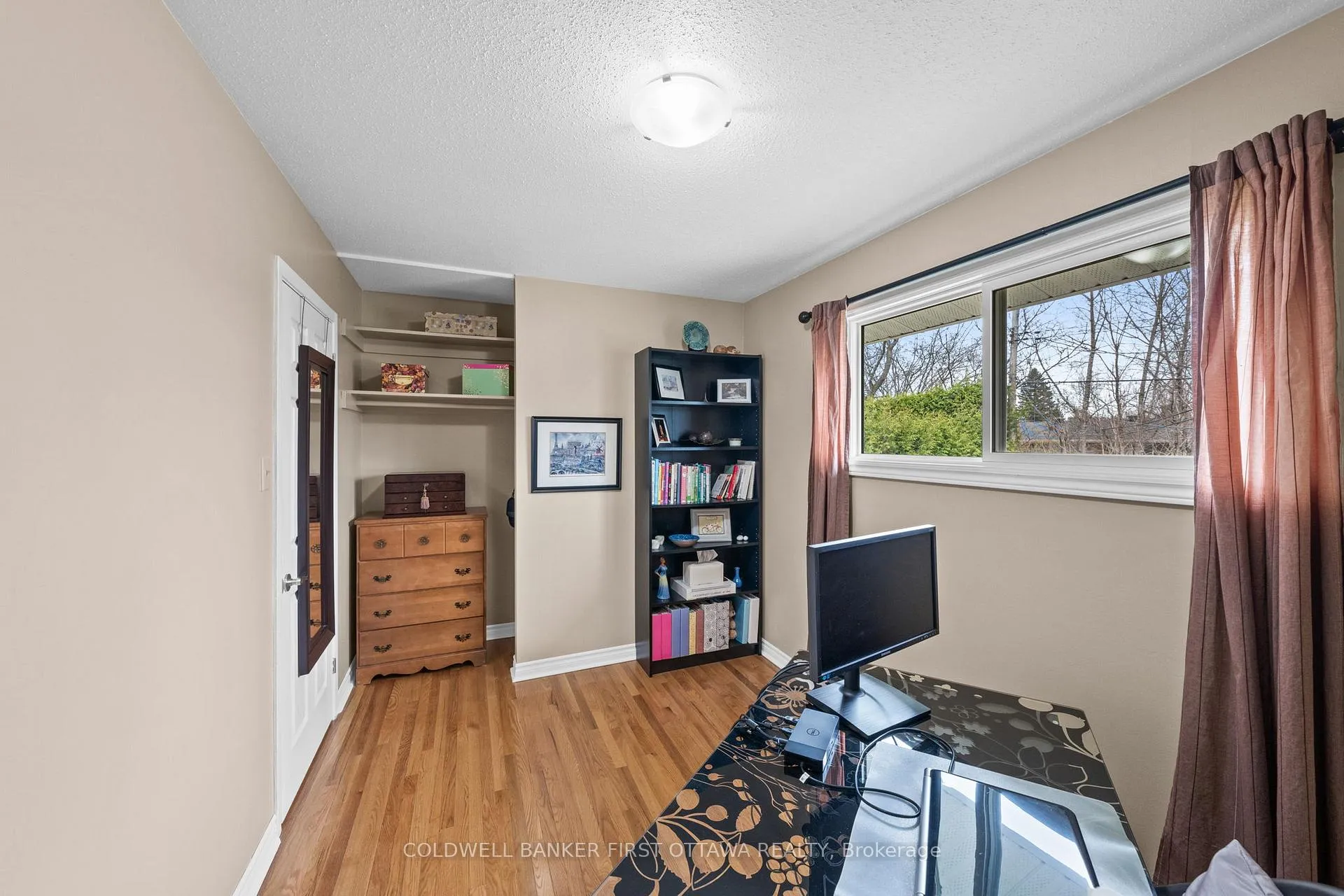 Photo 23 of 18 Tiverton Drive, Ottawa, Borden Farm/Stewart Farm/Carleton Heights/Parkwood Hills — HOMEH