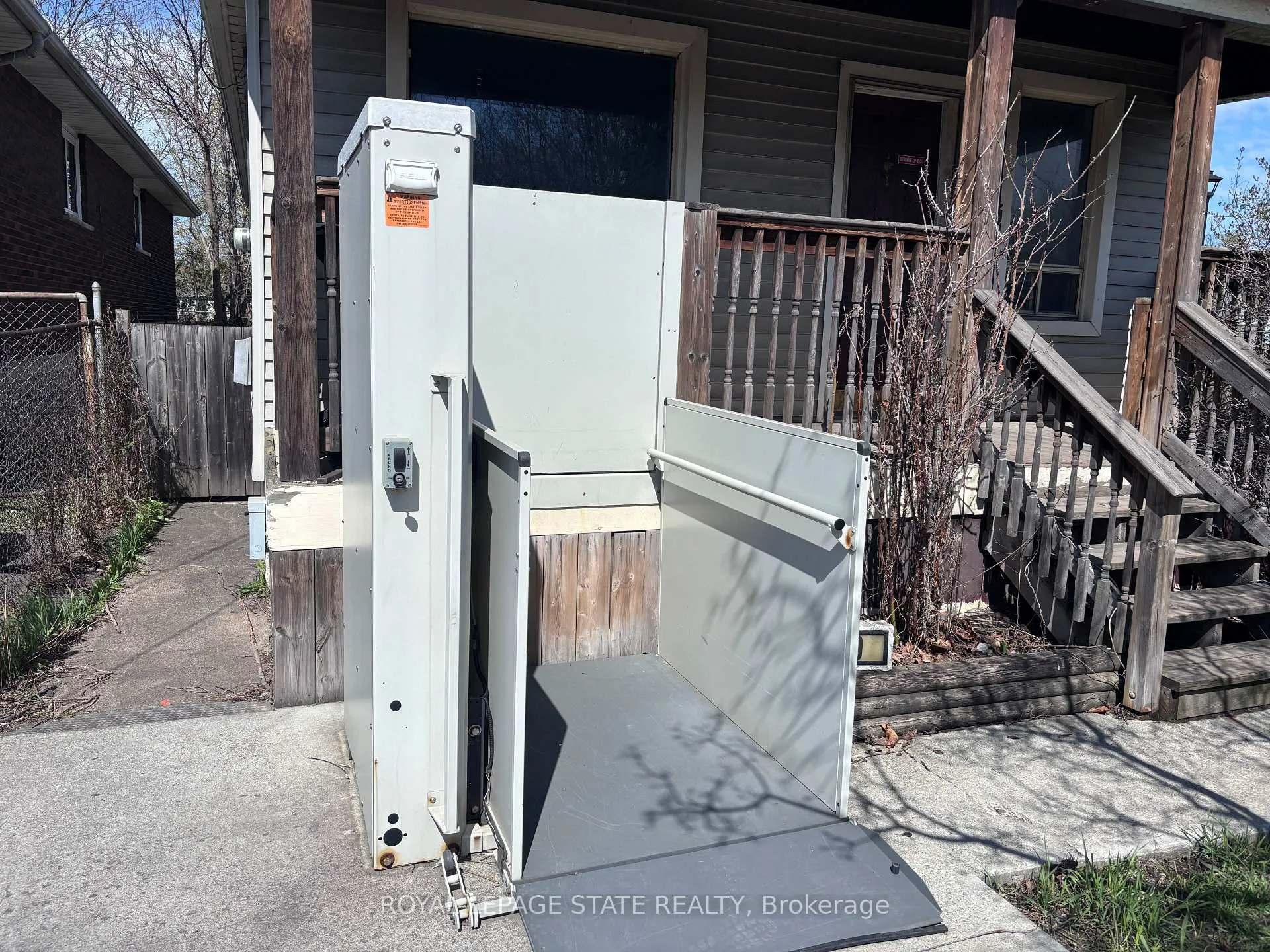 Photo 3 of 19 Benson Avenue, Hamilton, Industrial Sector — HOMEH