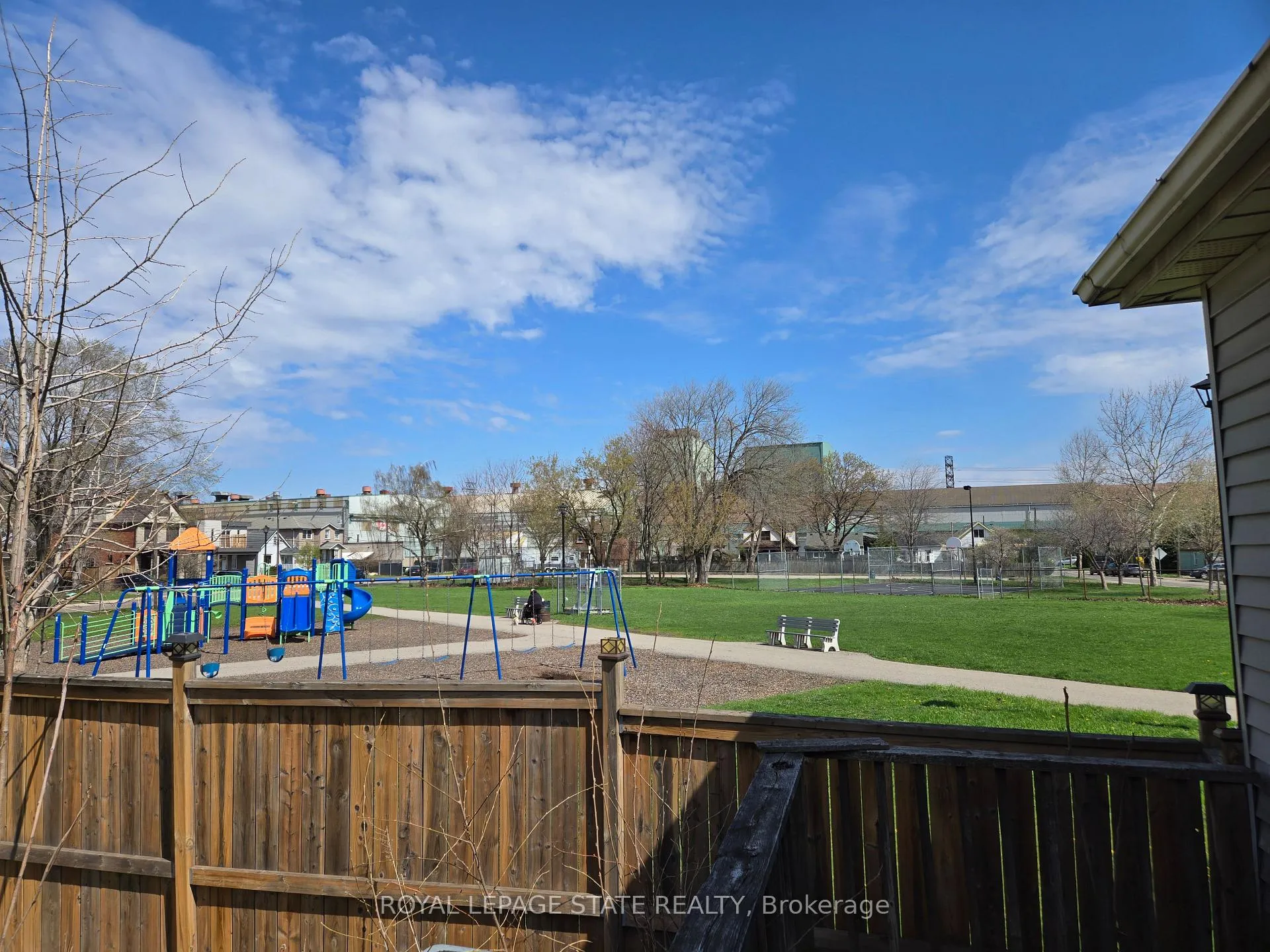 Photo 17 of 19 Benson Avenue, Hamilton, Industrial Sector — HOMEH