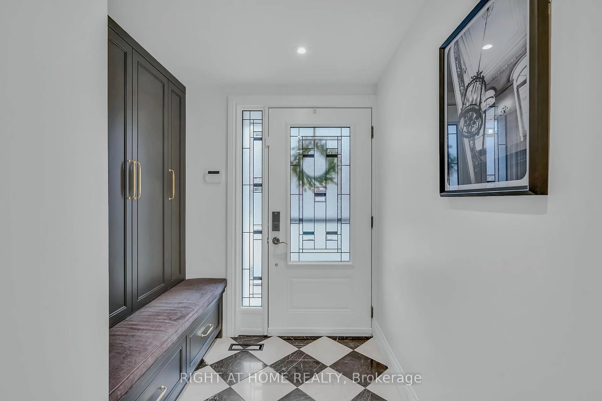 Photo 5 of Unit 43, 4165 Fieldgate Drive, Mississauga, Rathwood — HOMEH