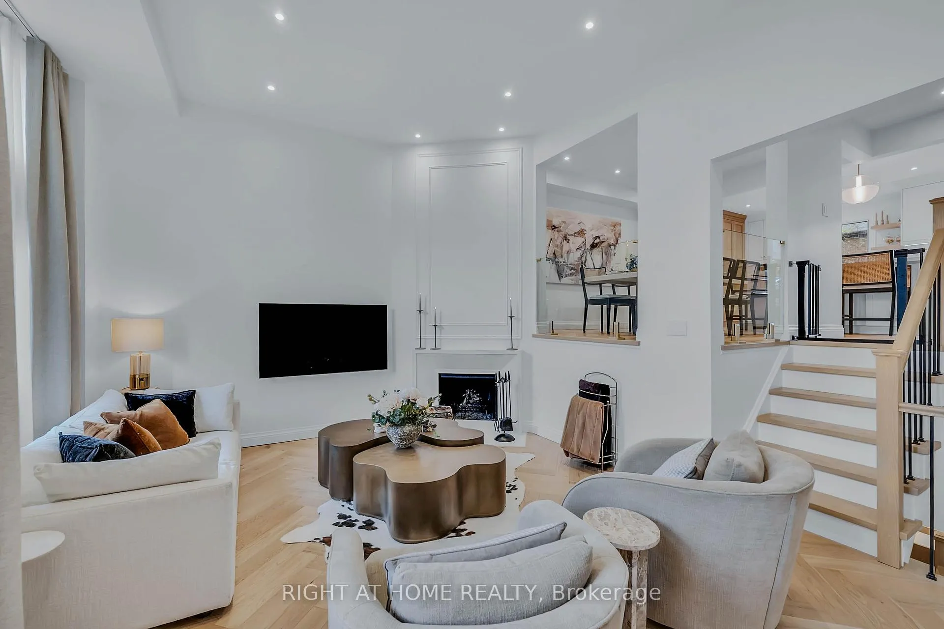 Photo 10 of Unit 43, 4165 Fieldgate Drive, Mississauga, Rathwood — HOMEH