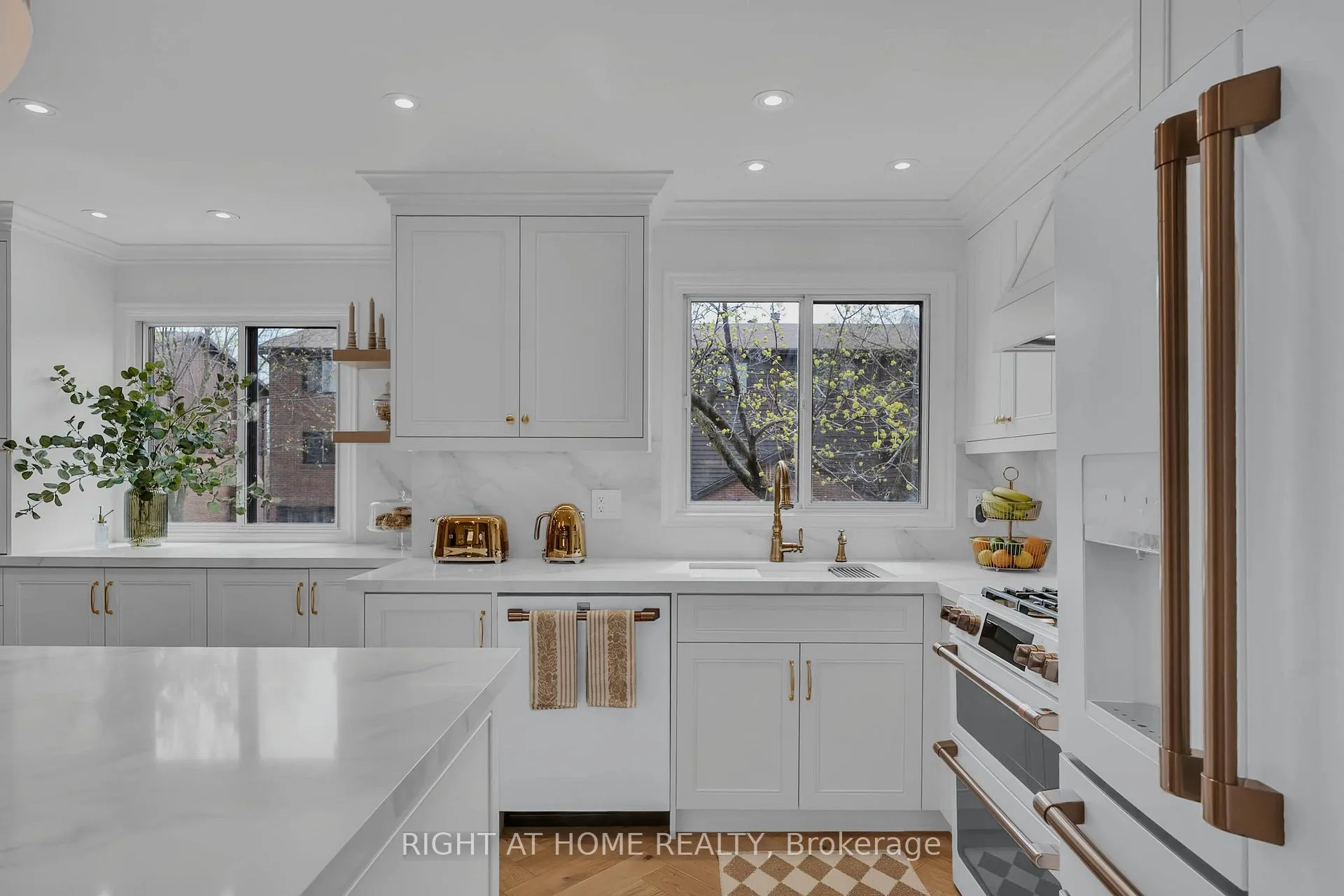 Photo 13 of Unit 43, 4165 Fieldgate Drive, Mississauga, Rathwood — HOMEH
