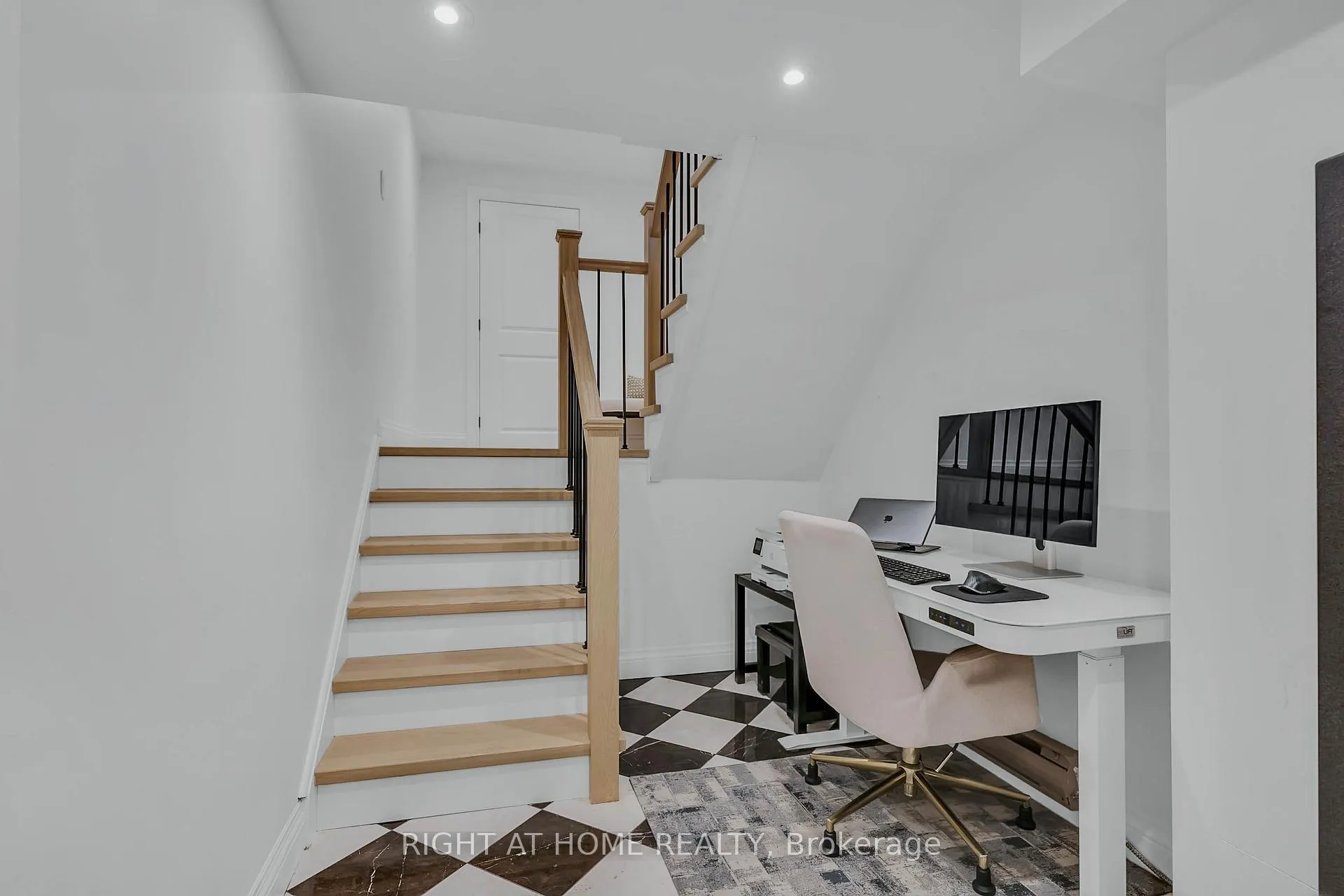 Photo 37 of Unit 43, 4165 Fieldgate Drive, Mississauga, Rathwood — HOMEH