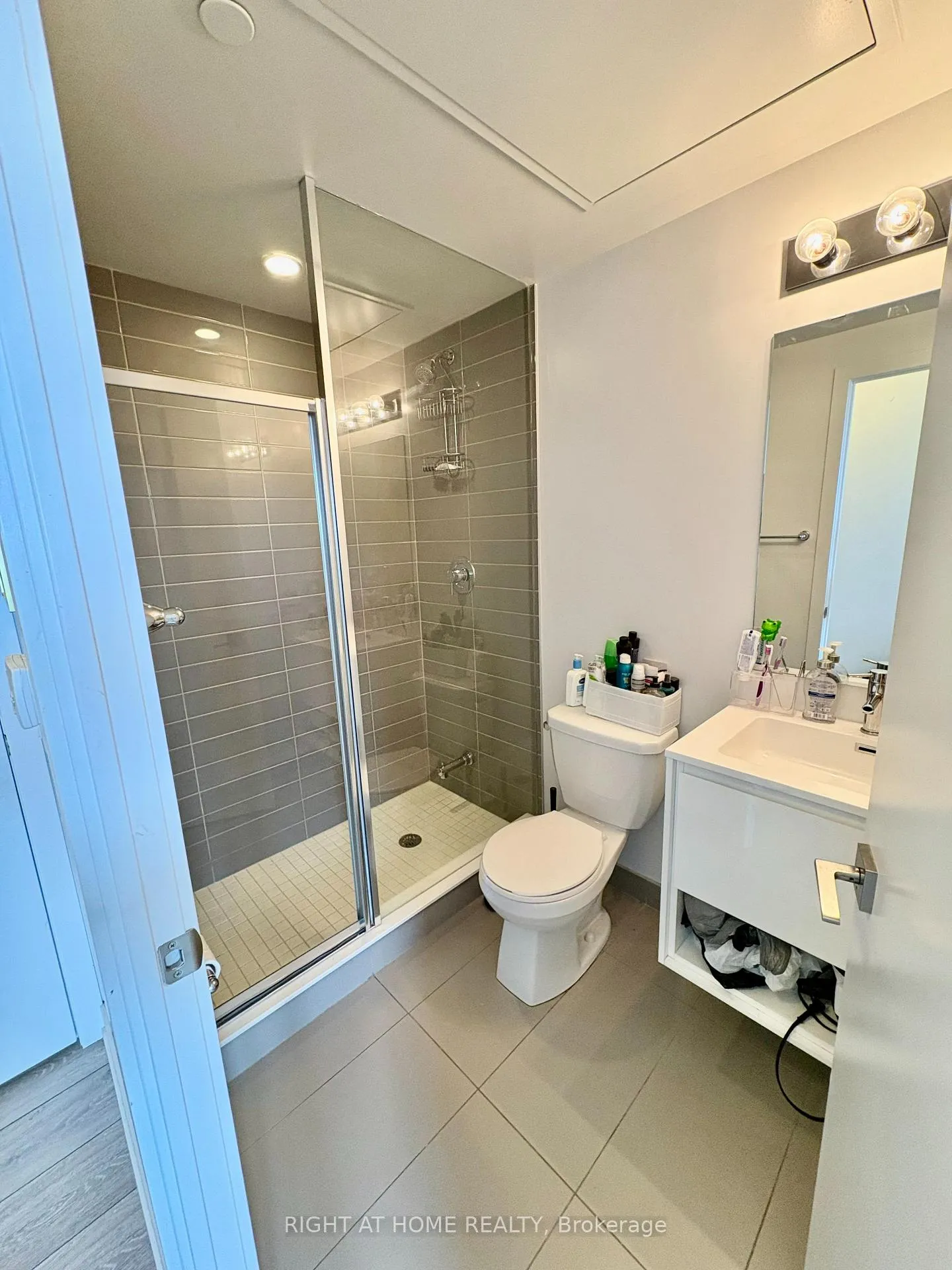 Photo 10 of Unit 1408, 159 Wellesley Street E, Toronto, Cabbagetown-South St. James Town — HOMEH