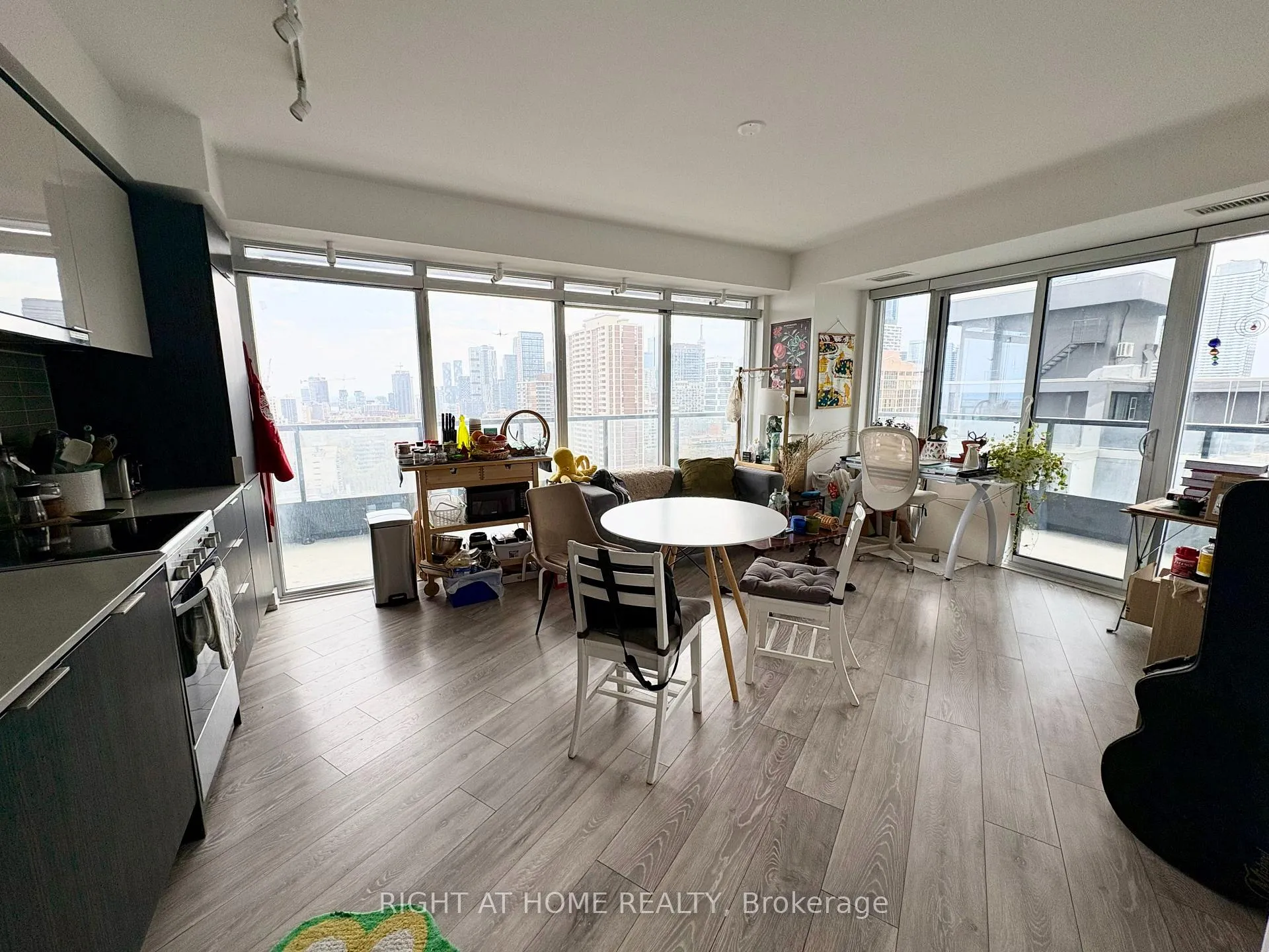 Photo 16 of Unit 1408, 159 Wellesley Street E, Toronto, Cabbagetown-South St. James Town — HOMEH