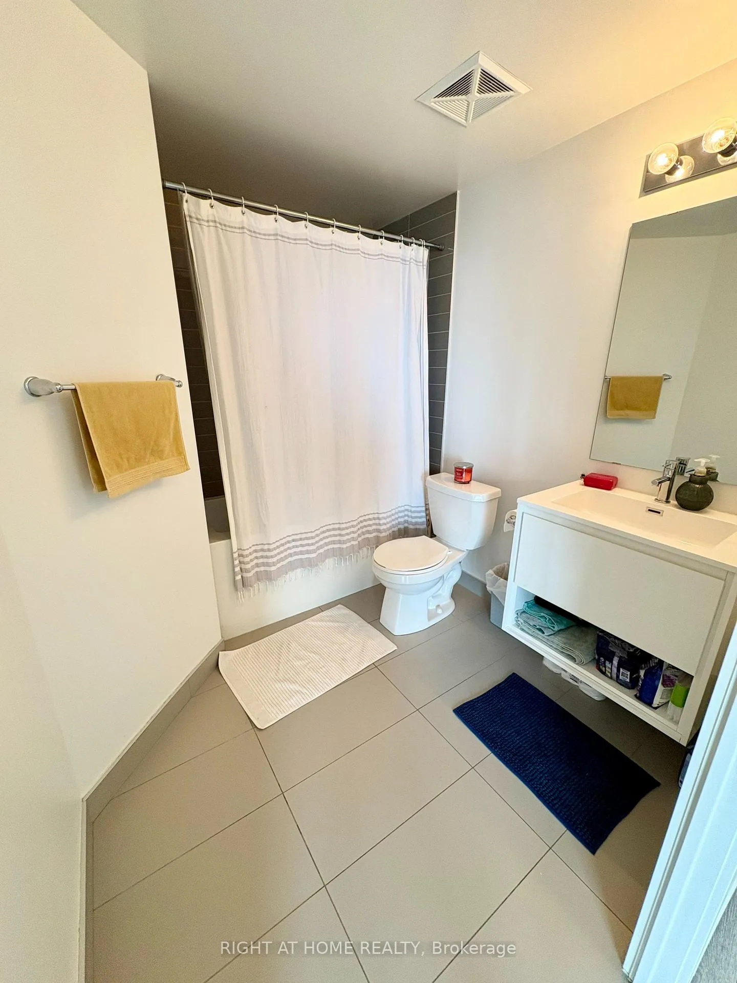 Photo 20 of Unit 1408, 159 Wellesley Street E, Toronto, Cabbagetown-South St. James Town — HOMEH