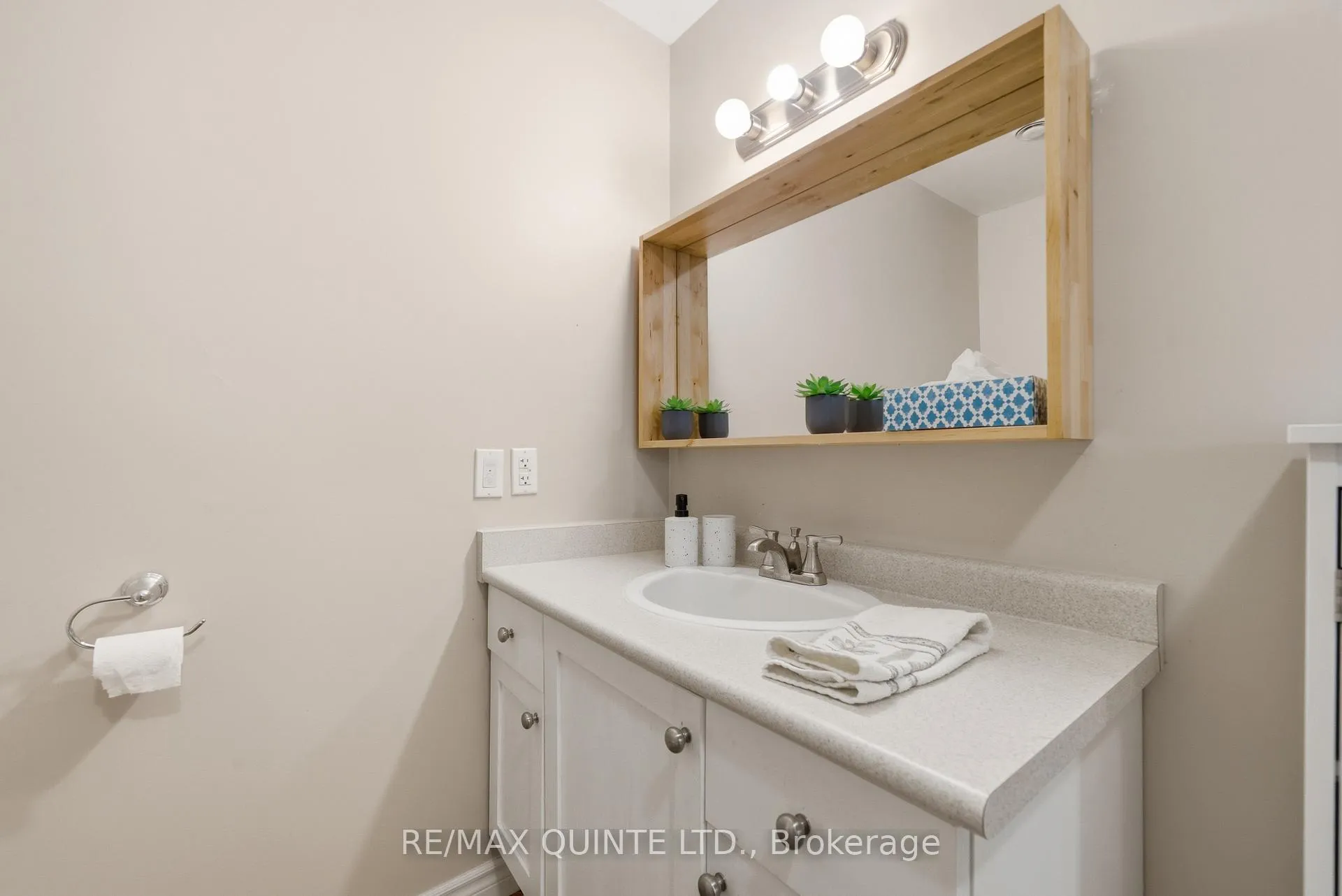 Photo 38 of 75 Huffman Road, Quinte West, Frankford Ward — HOMEH