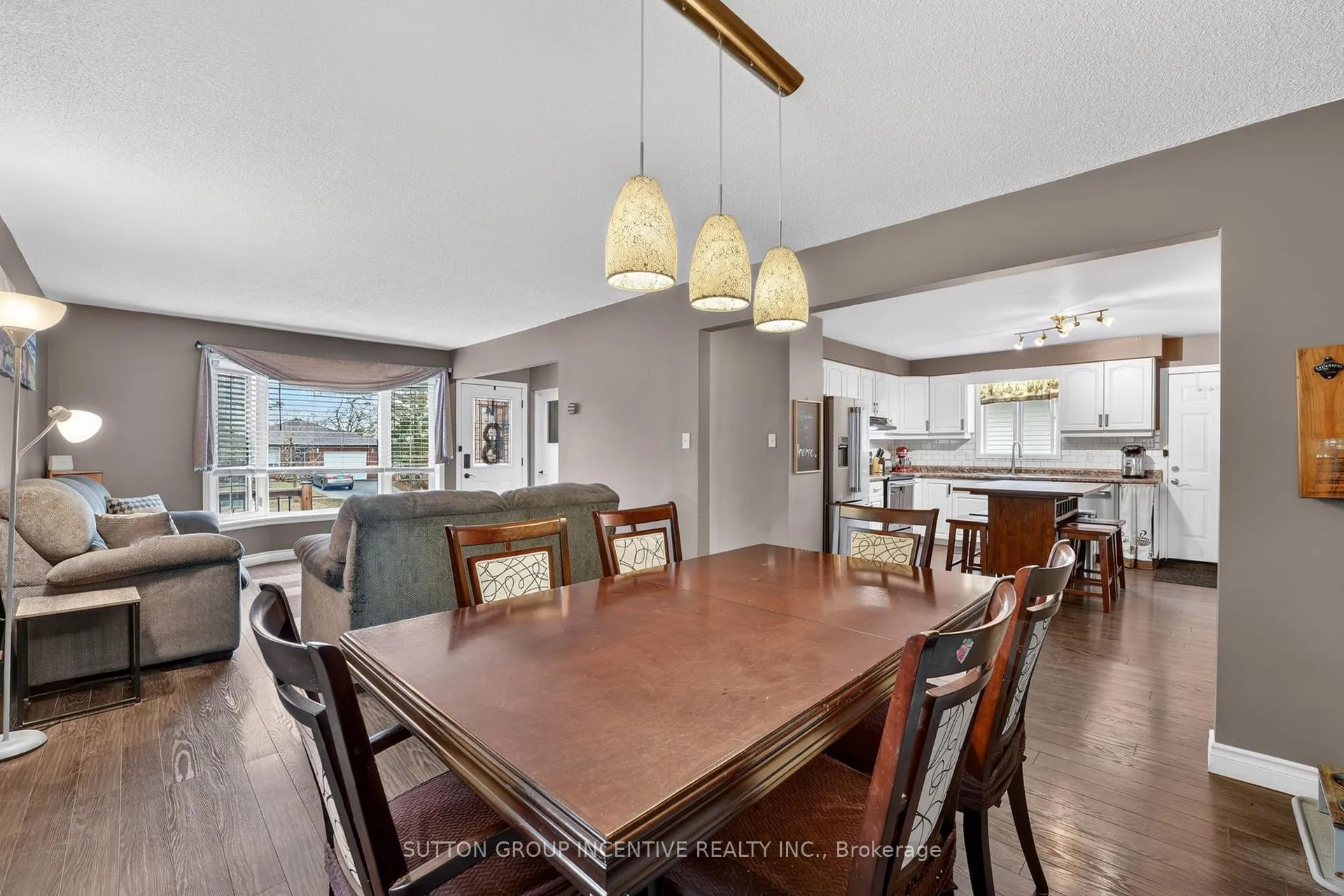 Photo 29 of 20 Broadfoot Road, Barrie, Letitia Heights — HOMEH