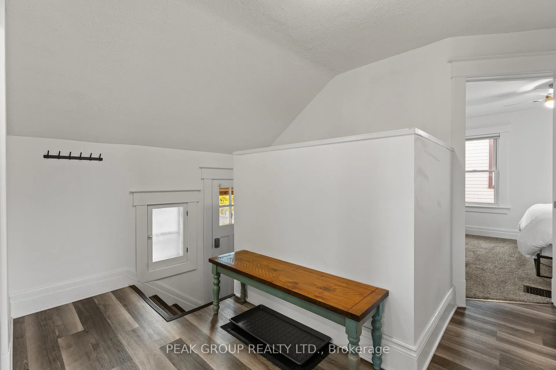 Photo 12 of 4732 Ryerson Crescent, Niagara Falls, Downtown — HOMEH