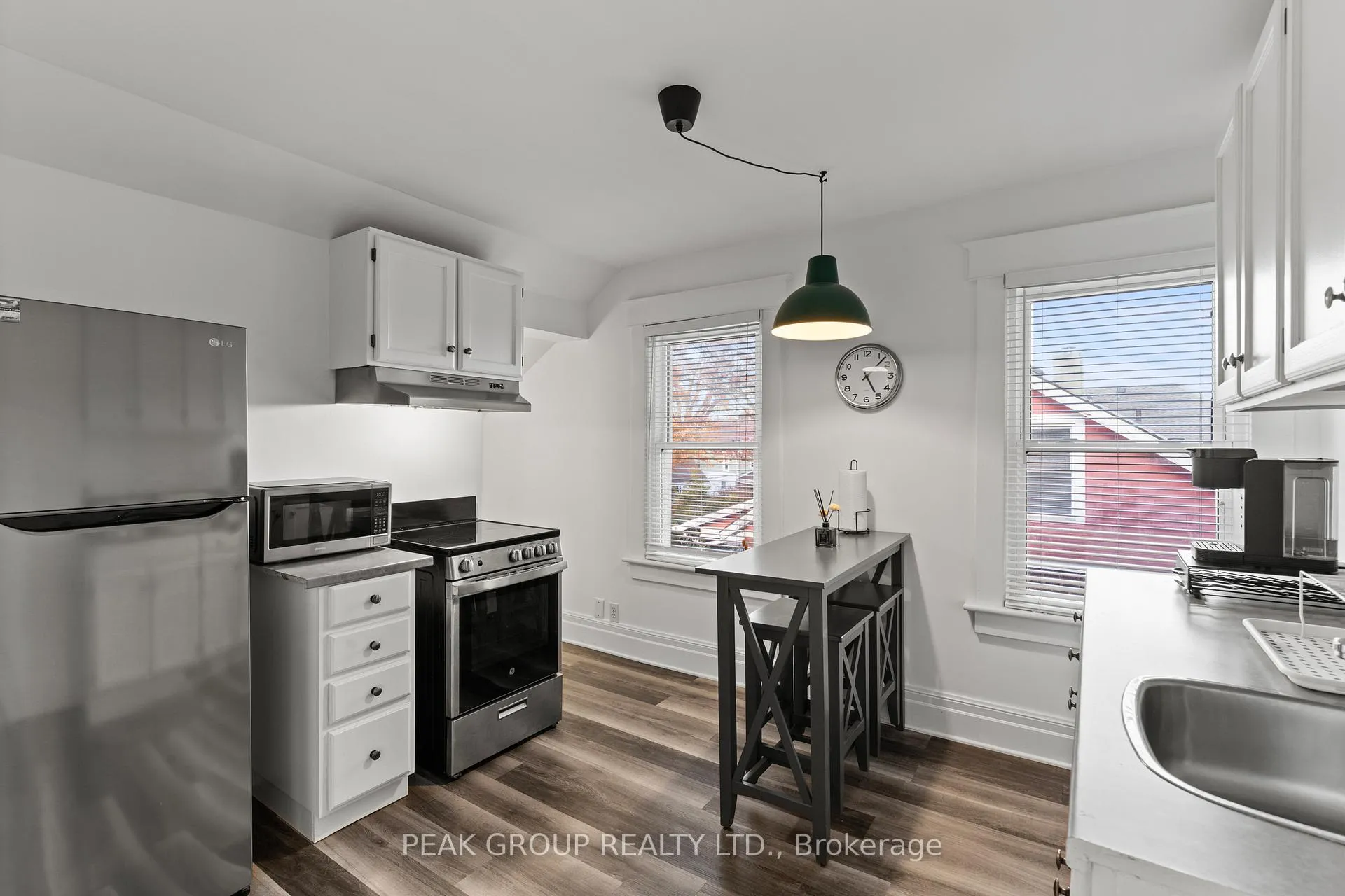 Photo 16 of 4732 Ryerson Crescent, Niagara Falls, Downtown — HOMEH
