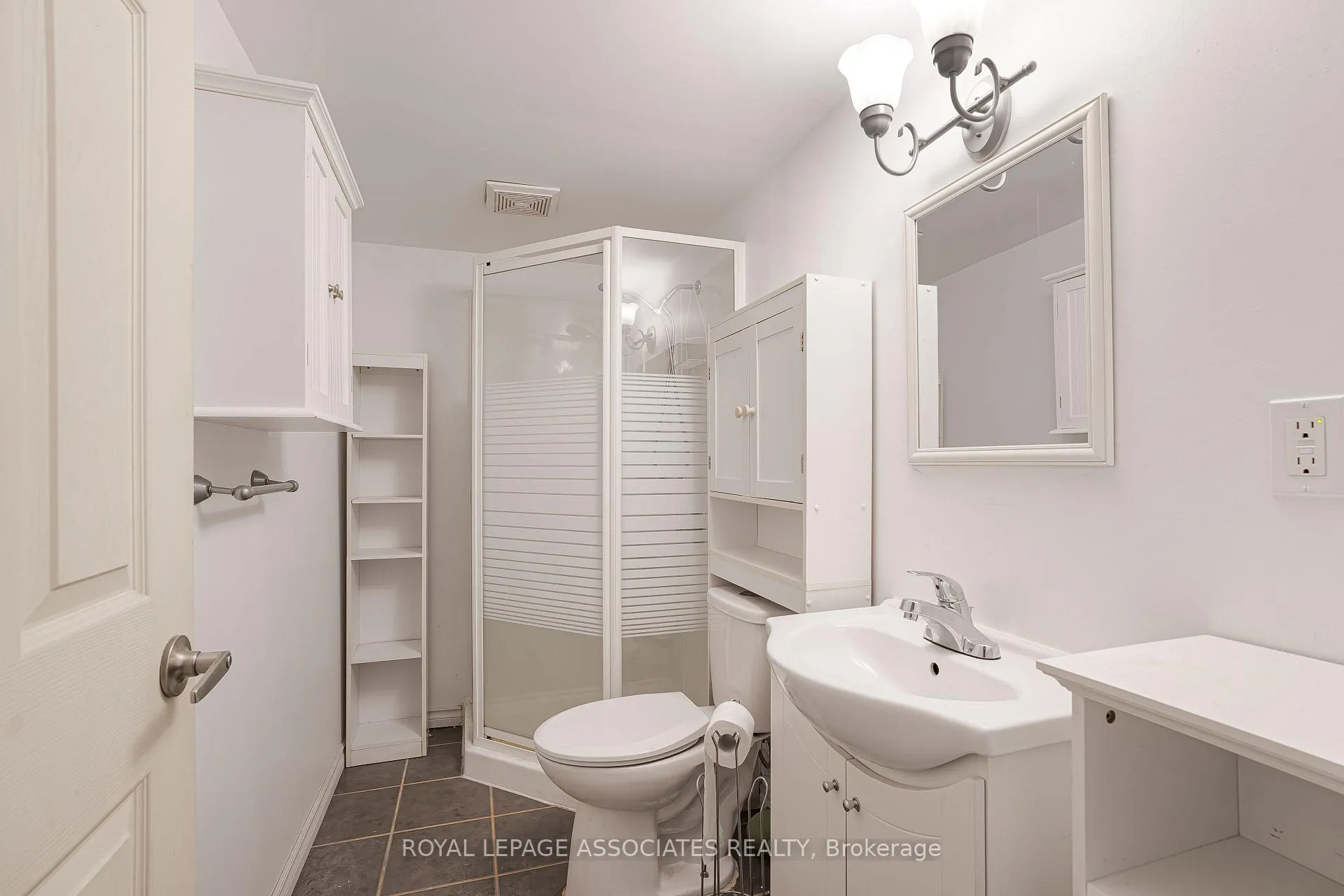 Photo 15 of 25 Cranston Avenue, Ajax, Northeast Ajax — HOMEH