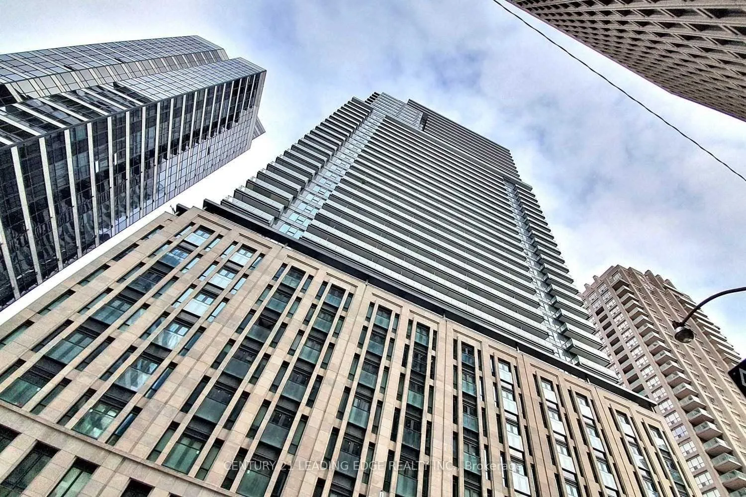 Photo 1 of Unit 2610, 955 Bay Street, Toronto, Bay Street Corridor — HOMEH