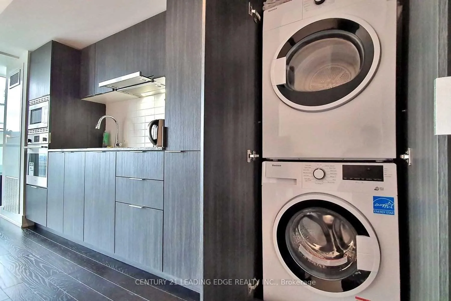 Photo 10 of Unit 2610, 955 Bay Street, Toronto, Bay Street Corridor — HOMEH