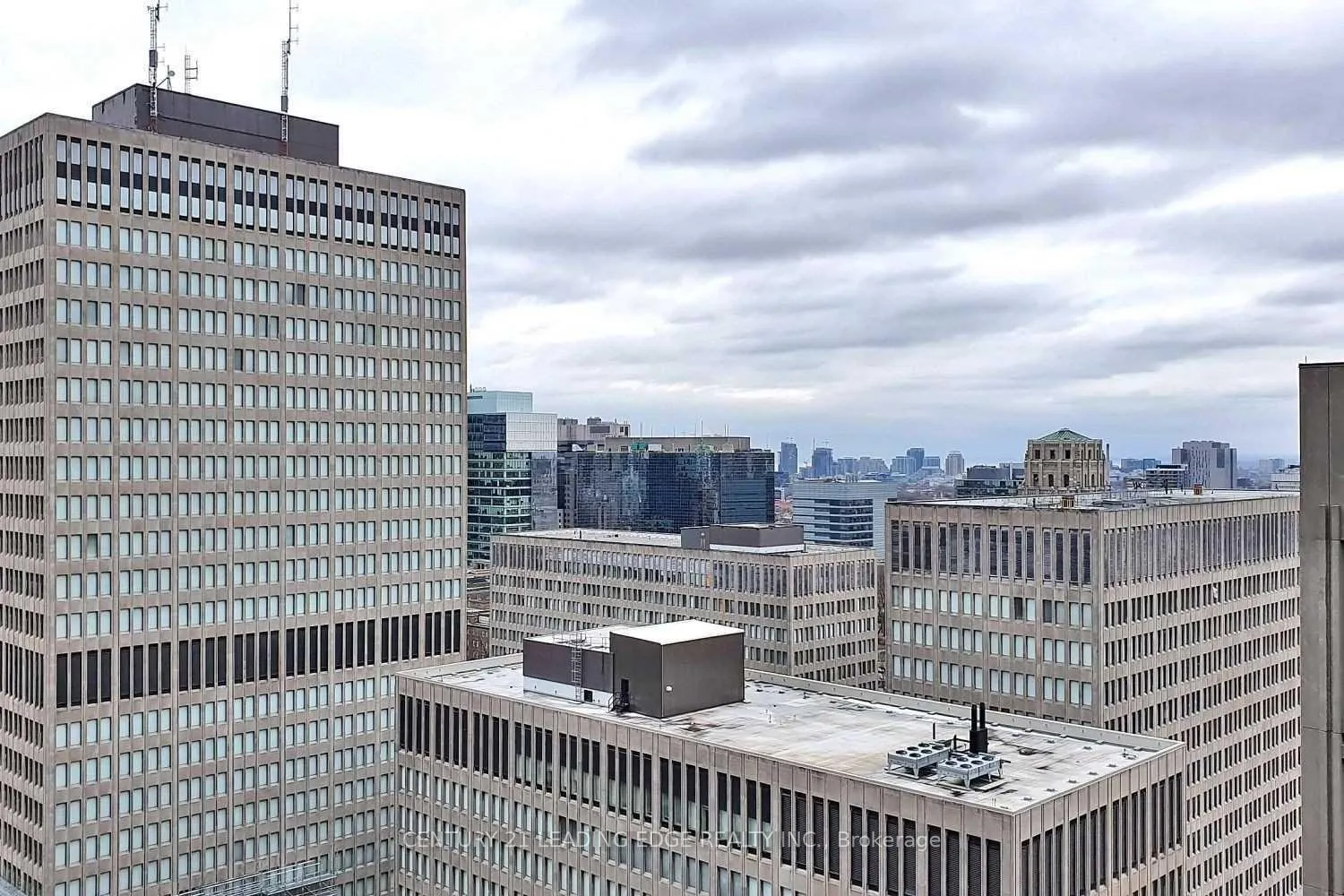 Photo 11 of Unit 2610, 955 Bay Street, Toronto, Bay Street Corridor — HOMEH