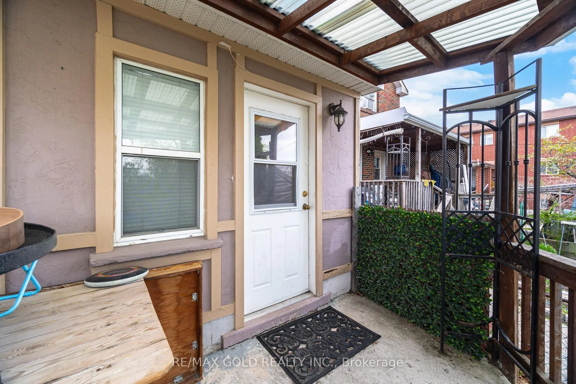 Photo 12 of 27 Aileen Avenue, Toronto, Keelesdale-Eglinton West — HOMEH