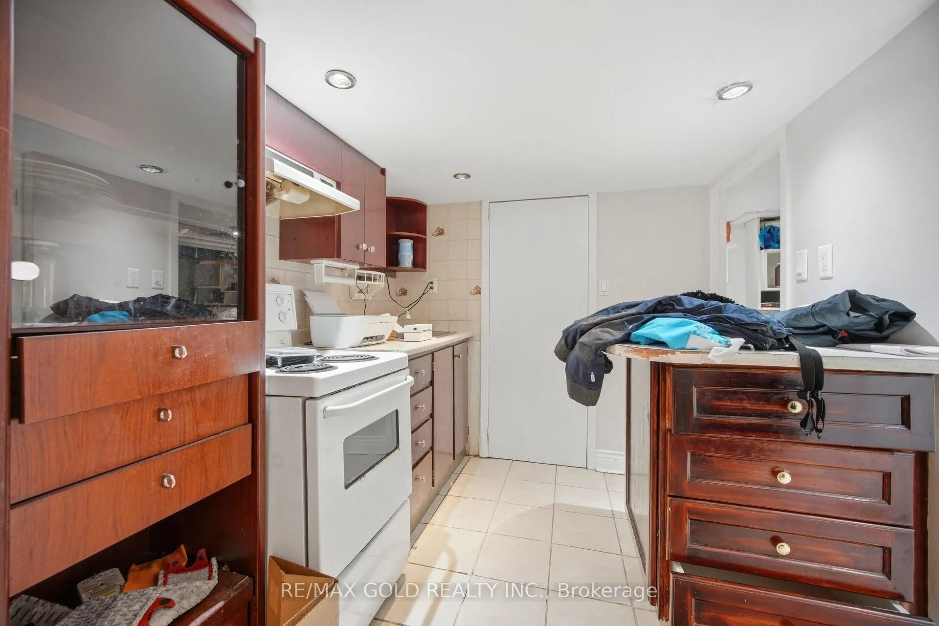 Photo 13 of 27 Aileen Avenue, Toronto, Keelesdale-Eglinton West — HOMEH
