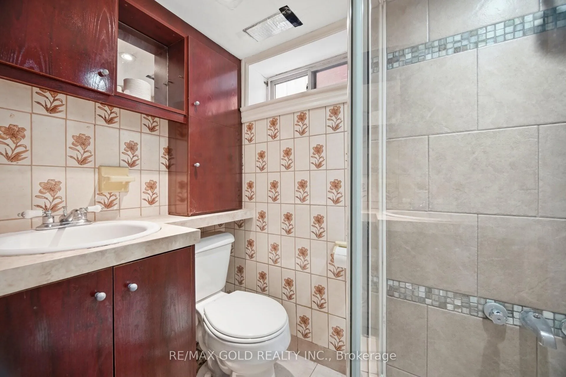 Photo 16 of 27 Aileen Avenue, Toronto, Keelesdale-Eglinton West — HOMEH