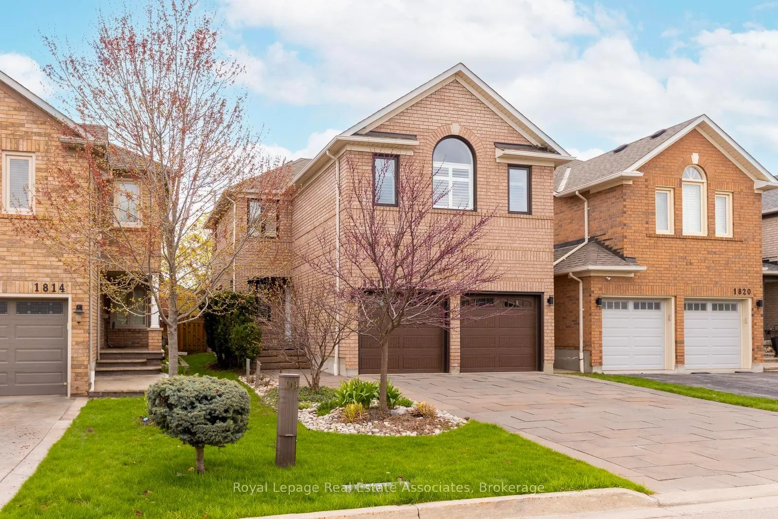 Photo 1 of 1818 Bridlington Court, Mississauga, Meadowvale Village — HOMEH