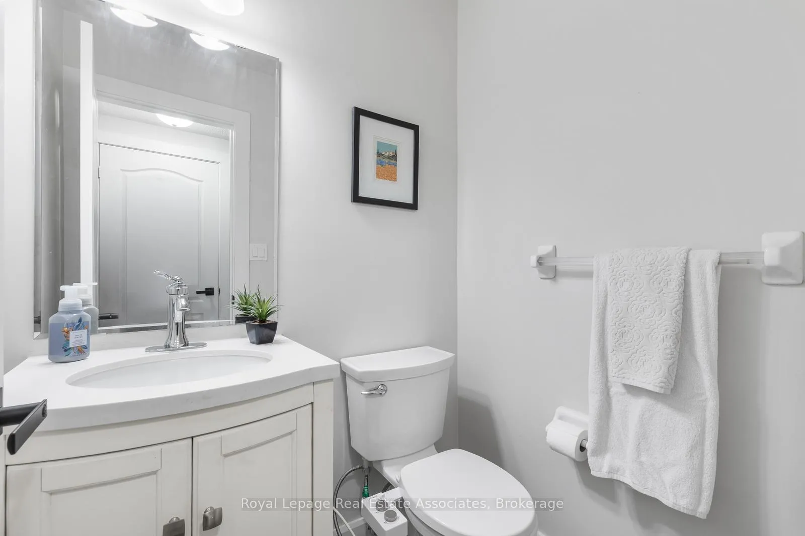 Photo 20 of 1818 Bridlington Court, Mississauga, Meadowvale Village — HOMEH
