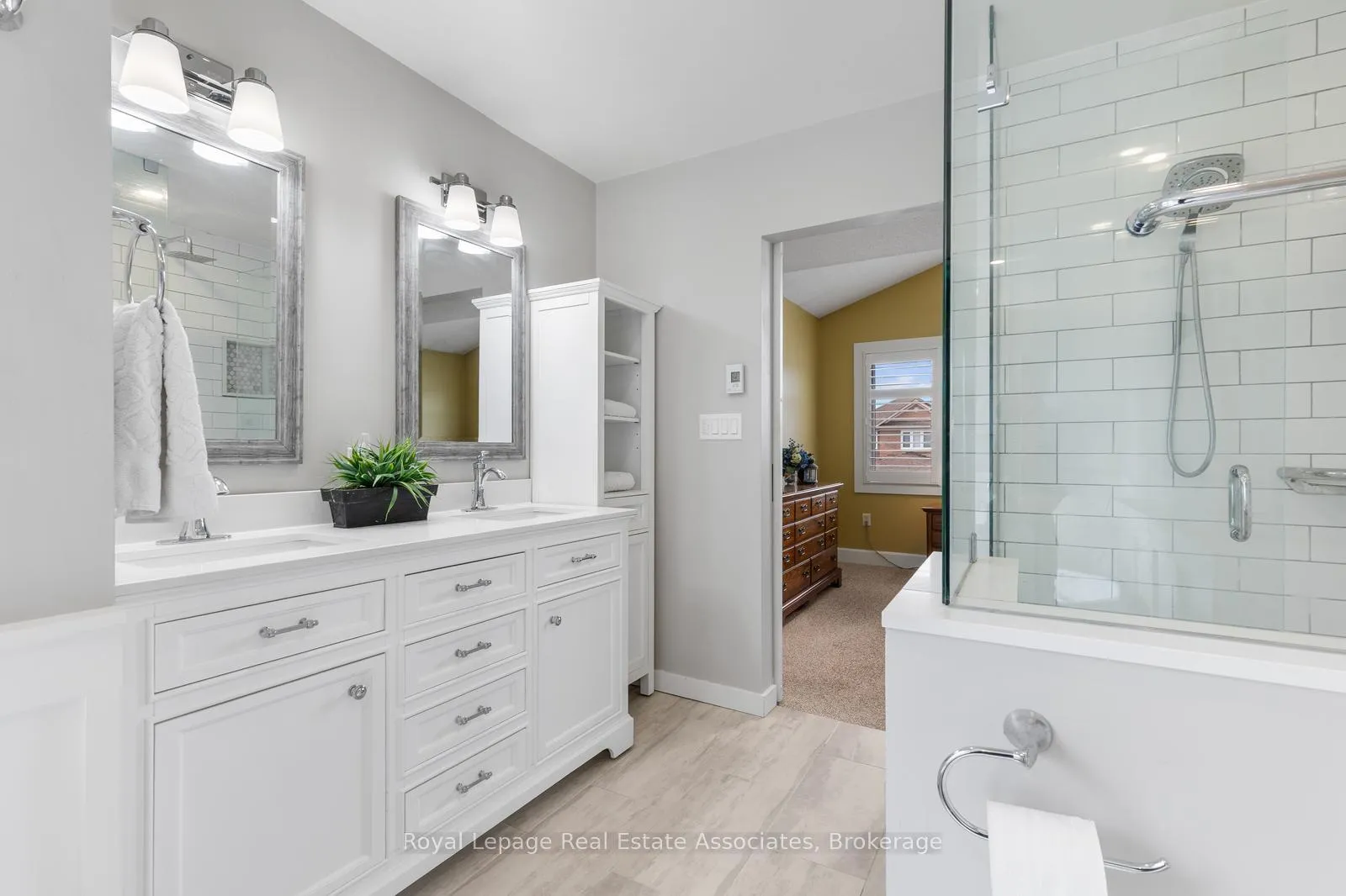 Photo 26 of 1818 Bridlington Court, Mississauga, Meadowvale Village — HOMEH